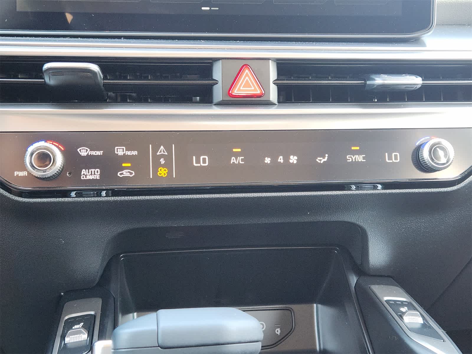 Thumbnail: 2026 Kia Sorento - 17