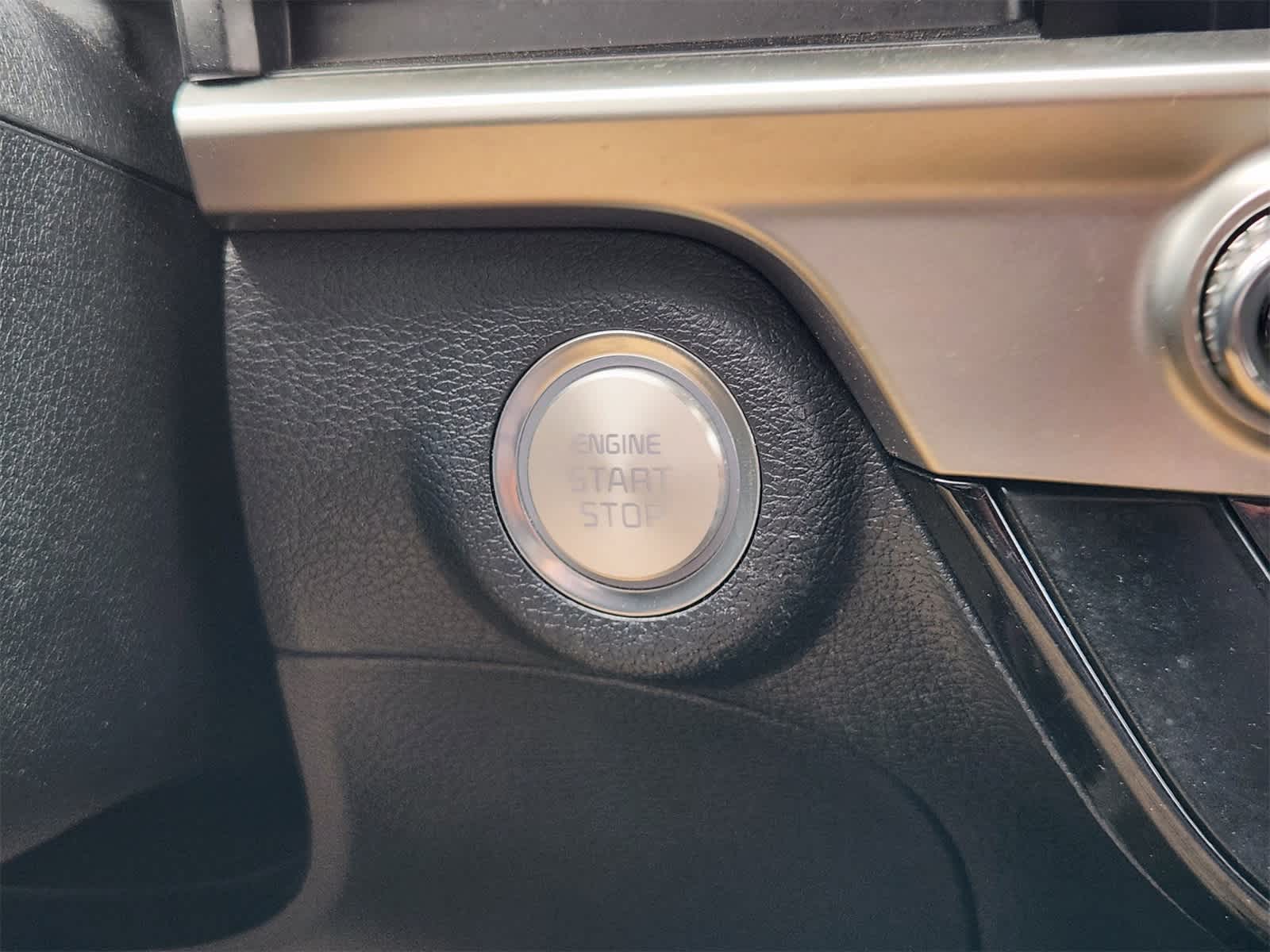 Thumbnail: 2023 Kia Telluride - 20