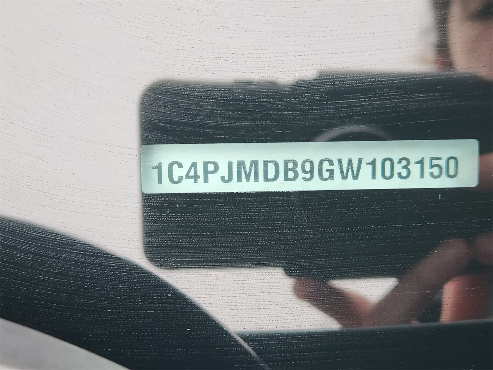 Thumbnail: 2016 Jeep Cherokee - 33