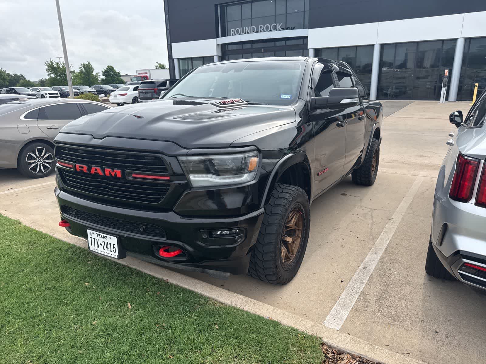 2021 RAM 1500 Laramie 4x4 Crew Cab 5'7's photo