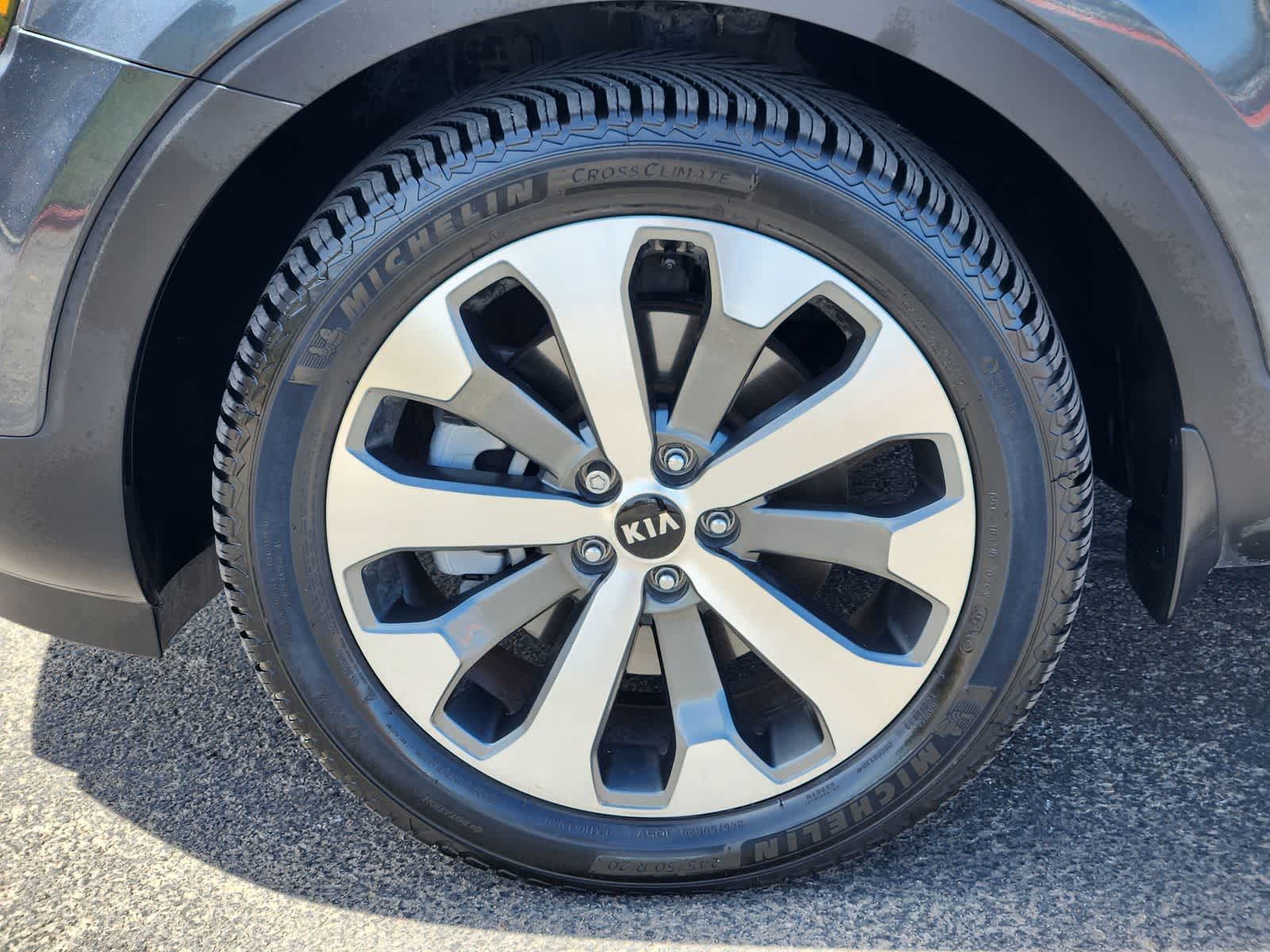 Thumbnail: 2020 Kia Telluride - 8