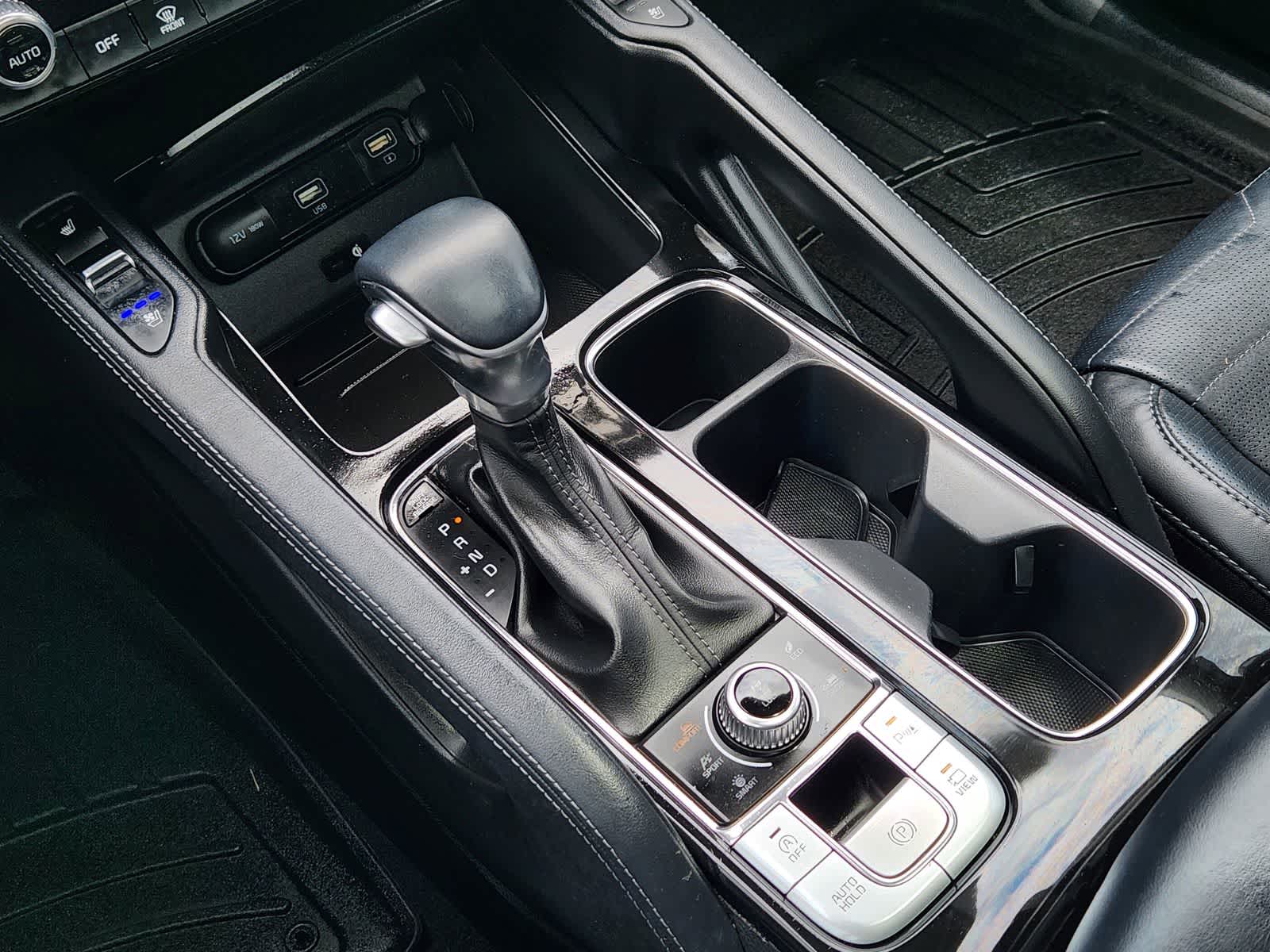 Thumbnail: 2021 Kia Telluride - 21