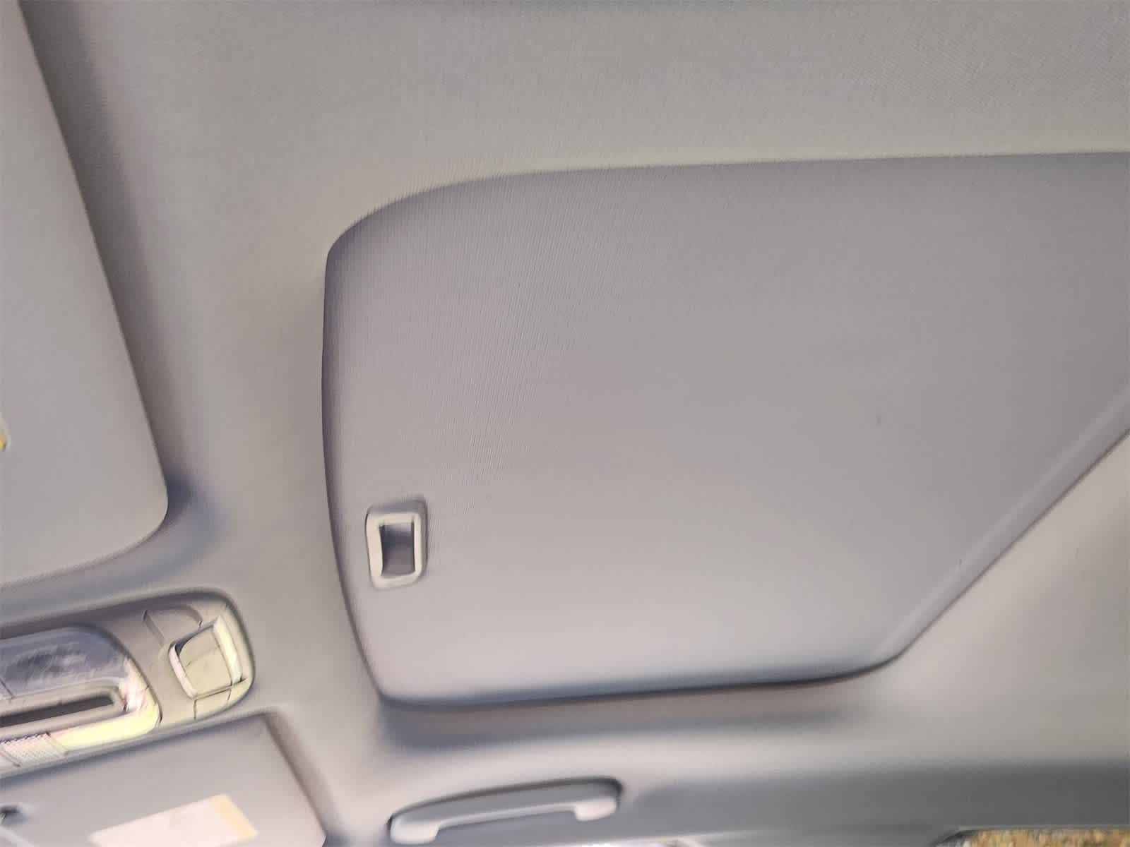 Thumbnail: 2020 Kia Telluride - 24