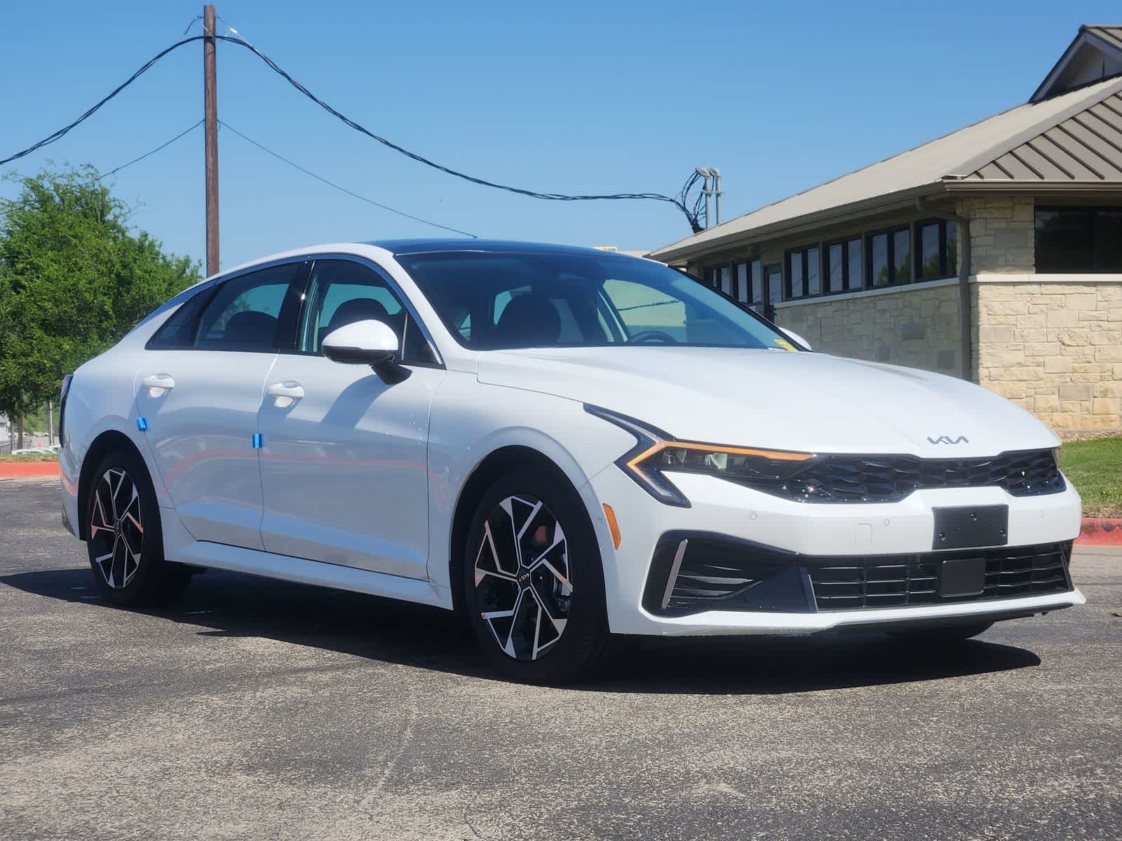Thumbnail: 2026 Kia K5 - 3