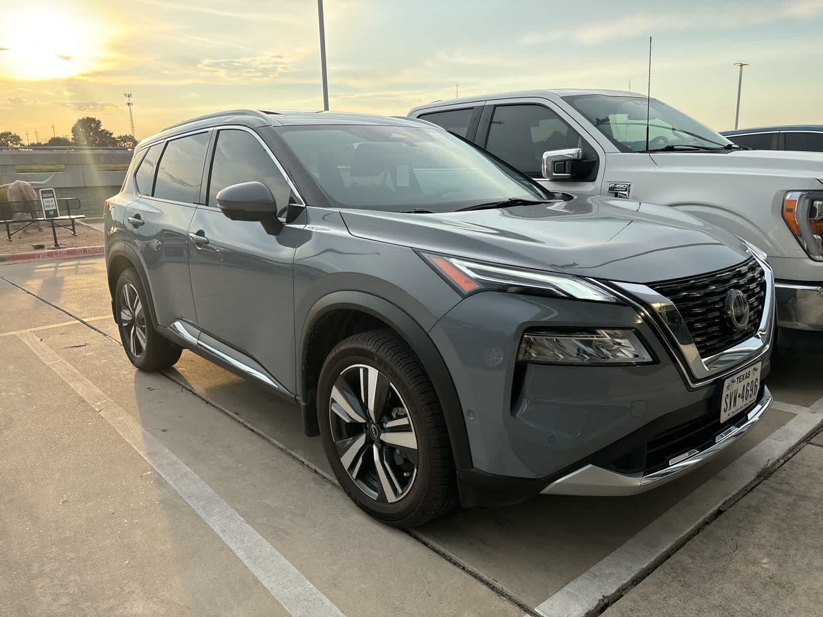 Thumbnail: 2023 Nissan Rogue - 2