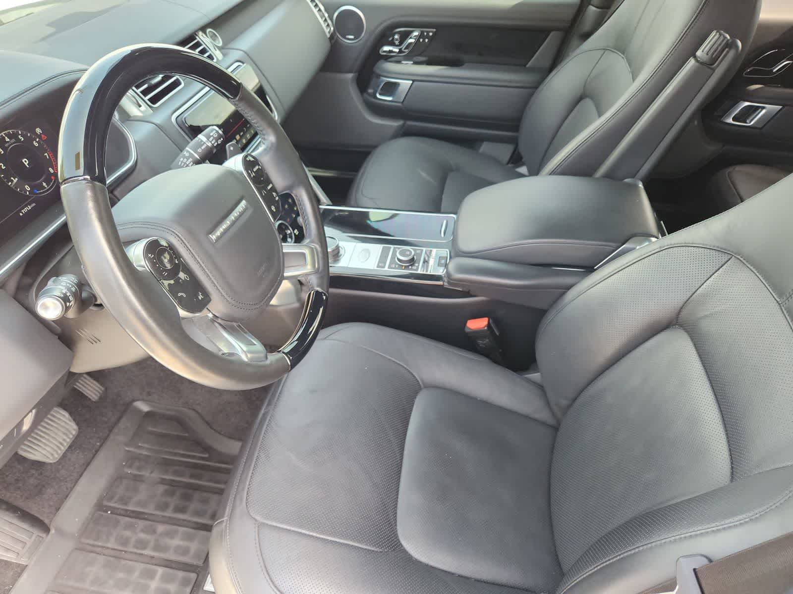 Thumbnail: 2019 Land Rover Range Rover - 2