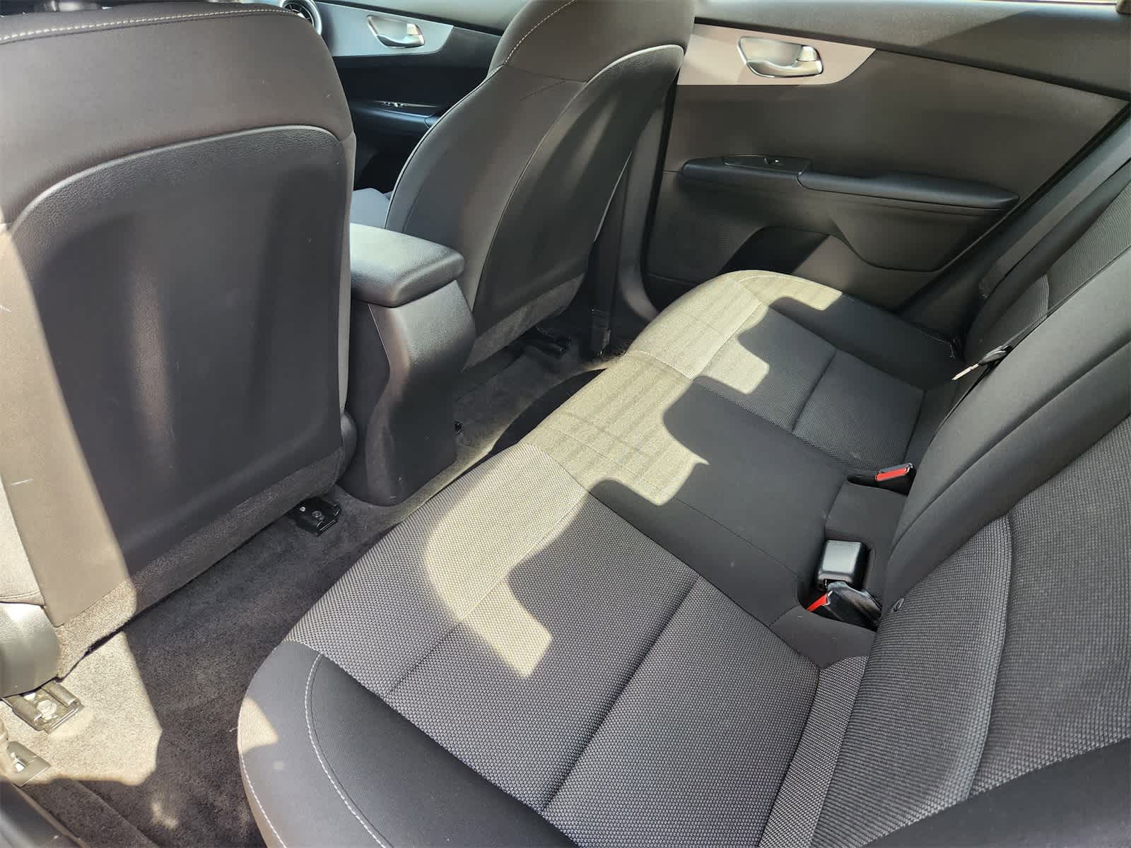 2024 Kia Forte LXS 26