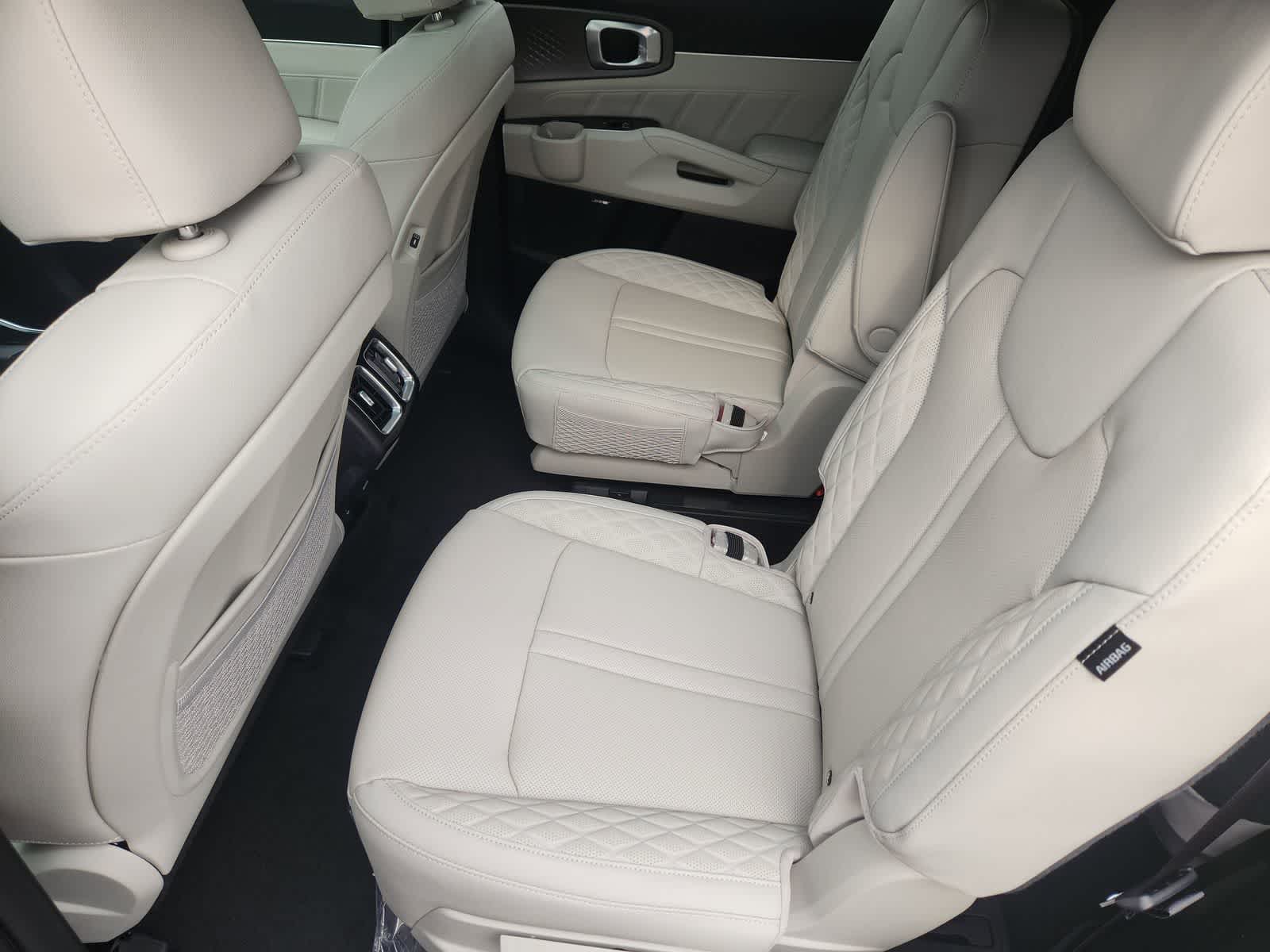 Thumbnail: 2026 Kia Sorento - 22