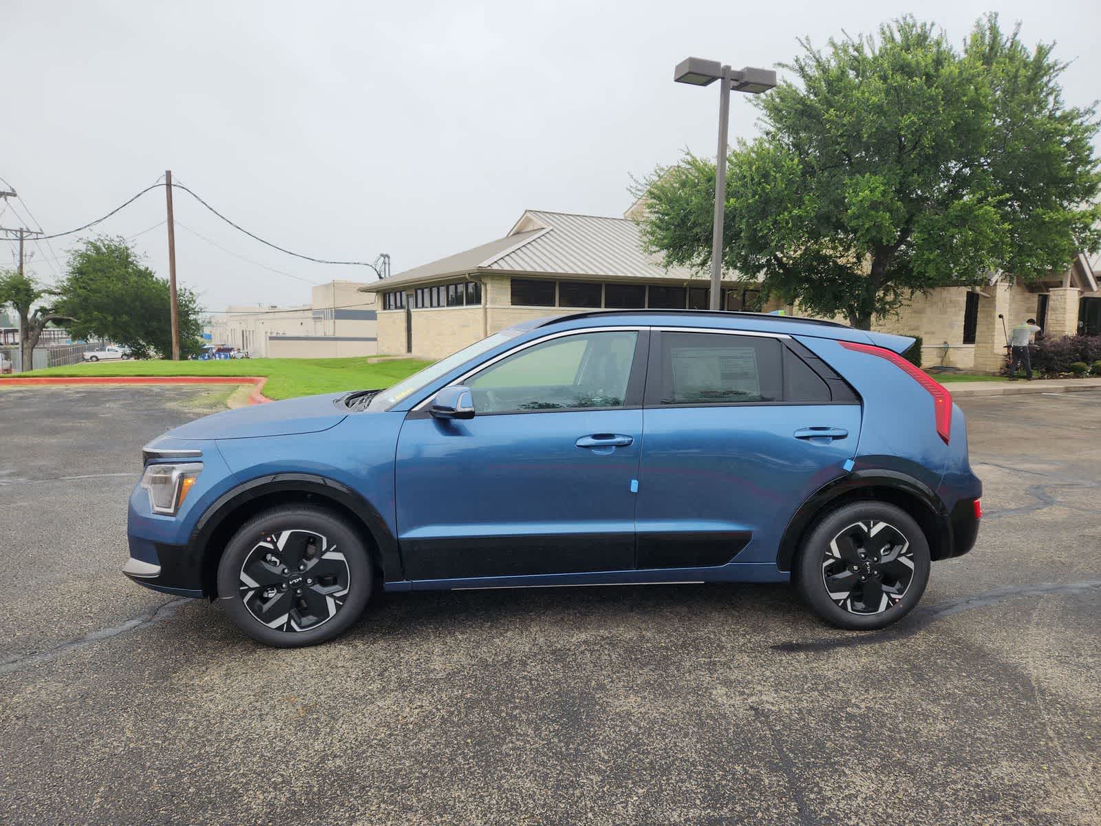 Thumbnail: 2026 Kia Niro - 4