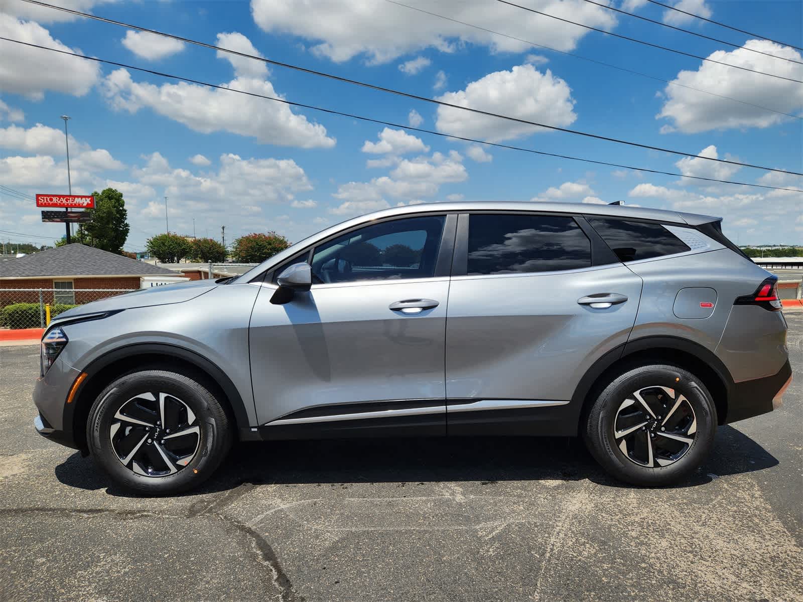 Thumbnail: 2025 Kia Sportage - 4