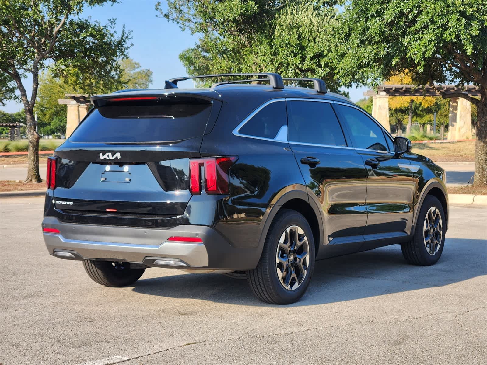 2026 Kia Sorento S photo 4
