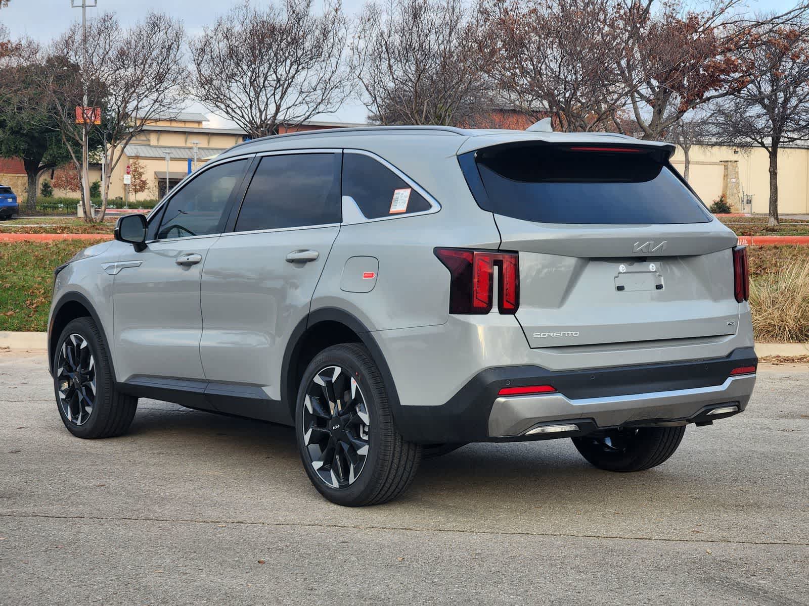 Thumbnail: 2026 Kia Sorento - 6