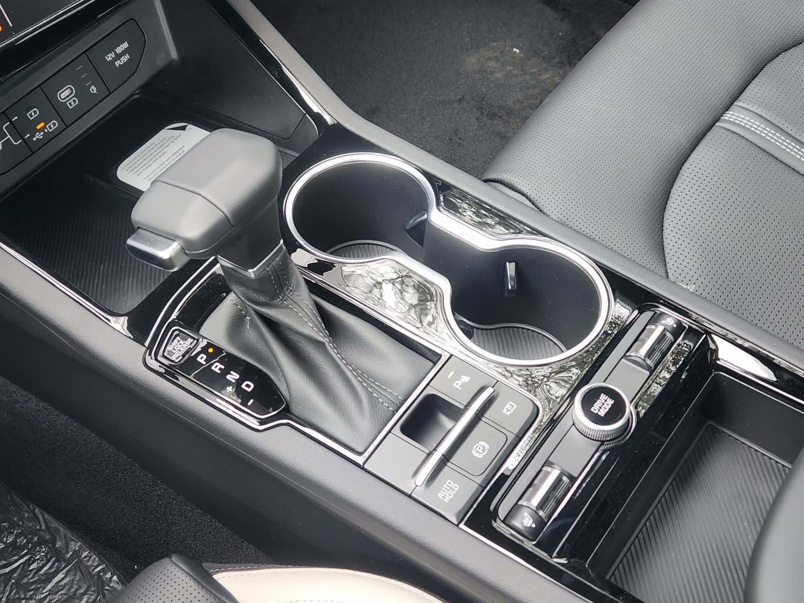 Thumbnail: 2026 Kia K5 - 18