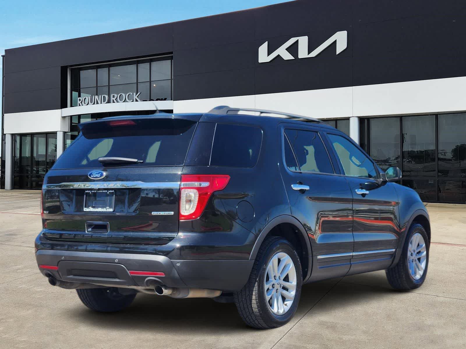 Thumbnail: 2013 Ford Explorer - 5