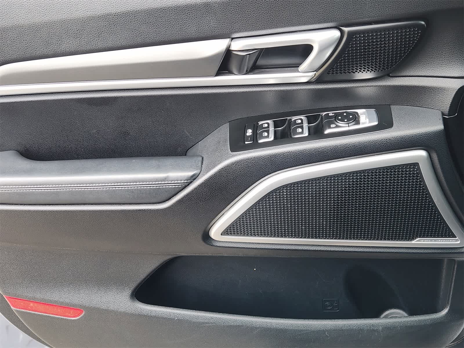 Thumbnail: 2020 Kia Telluride - 22