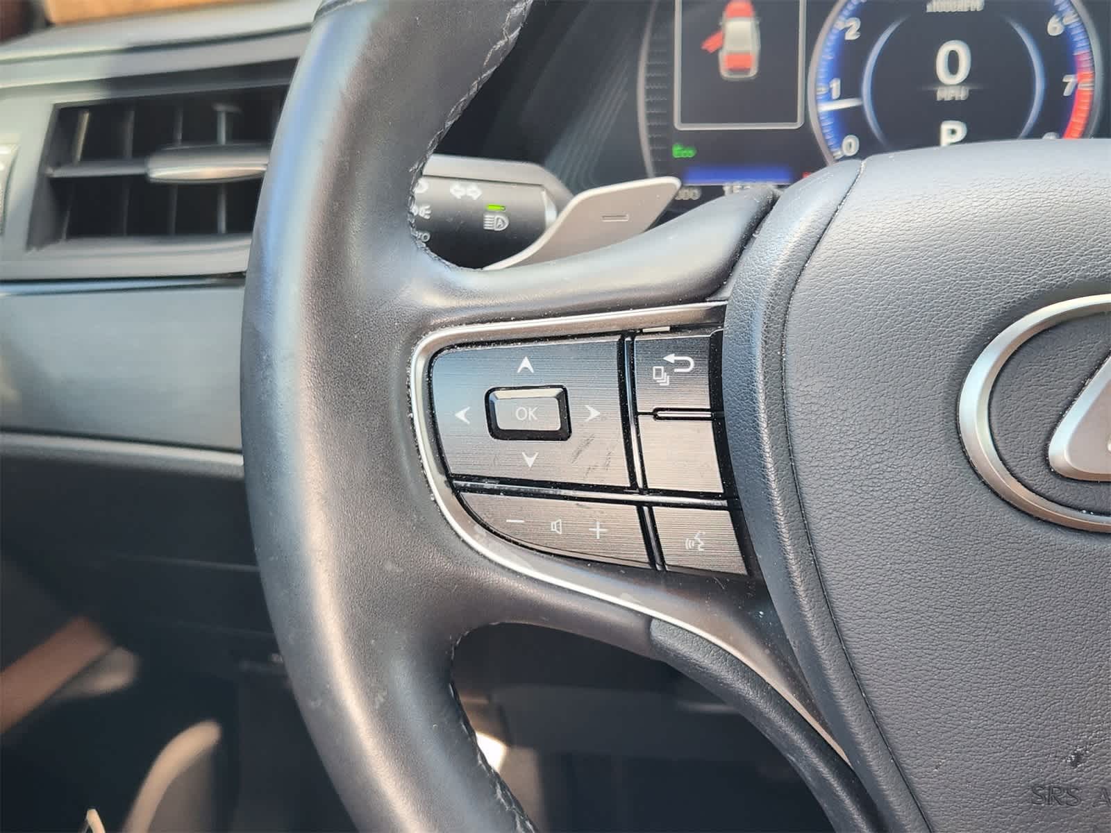 Thumbnail: 2024 Lexus ES - 27