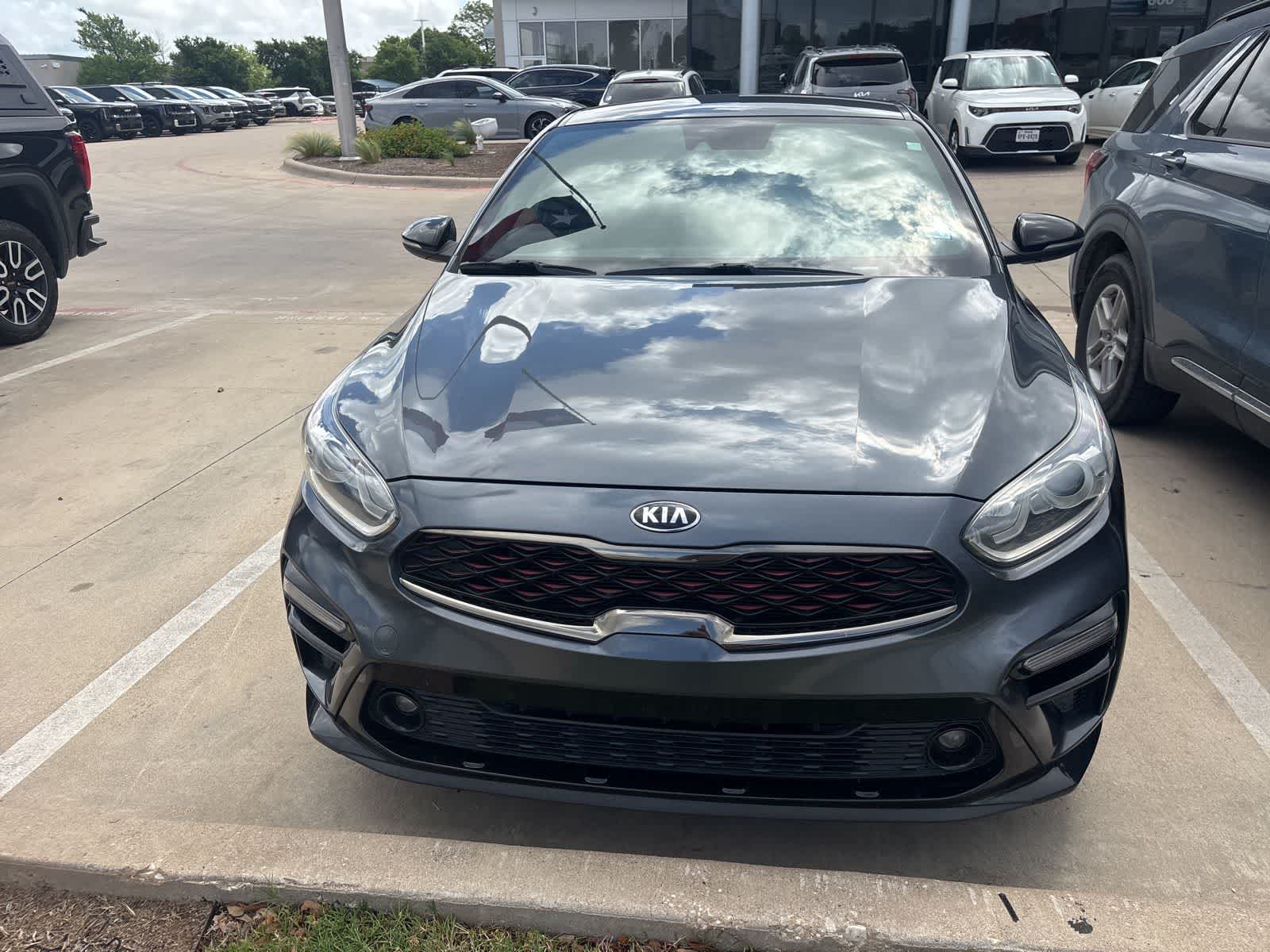 Thumbnail: 2020 Kia Forte - 10