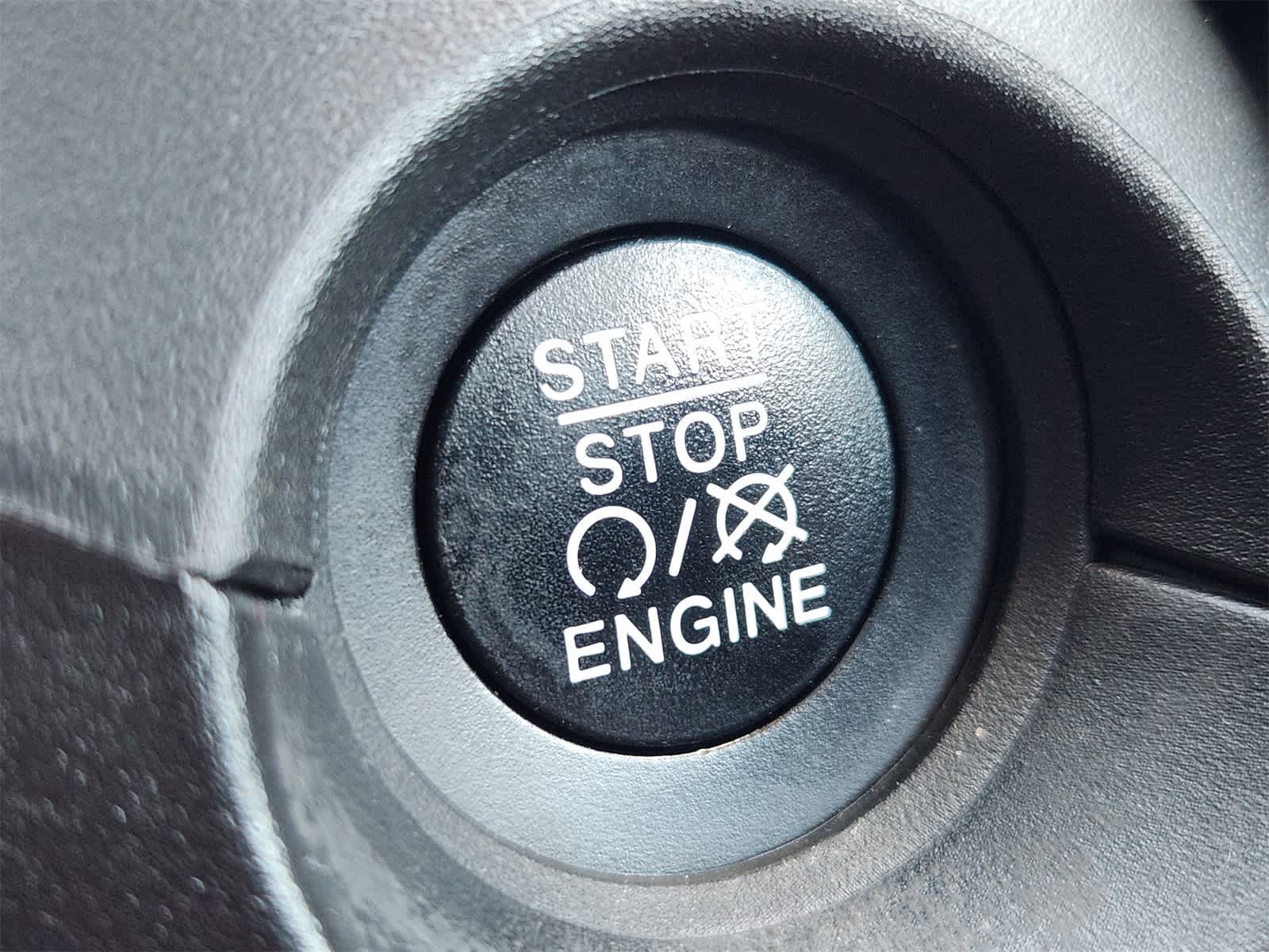 Thumbnail: 2018 Jeep Compass - 15