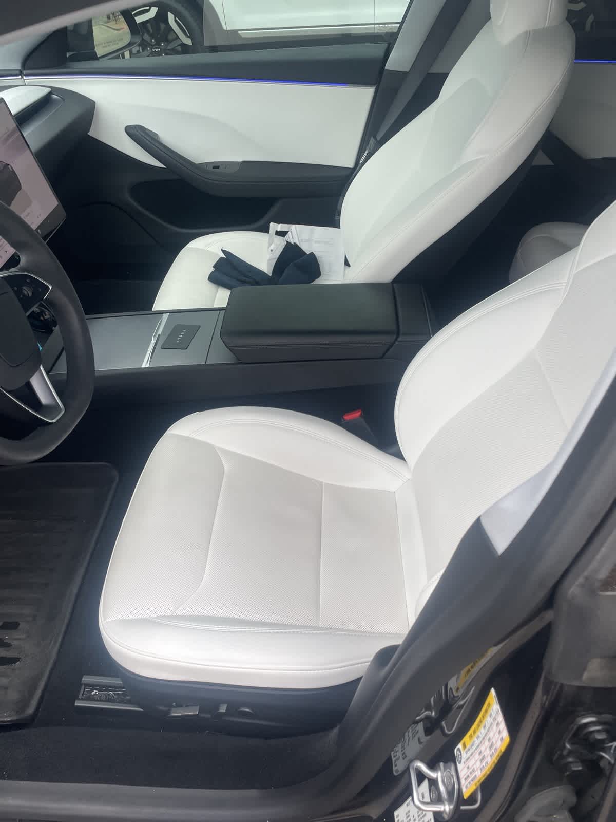 Thumbnail: 2025 Tesla Model 3 - 2