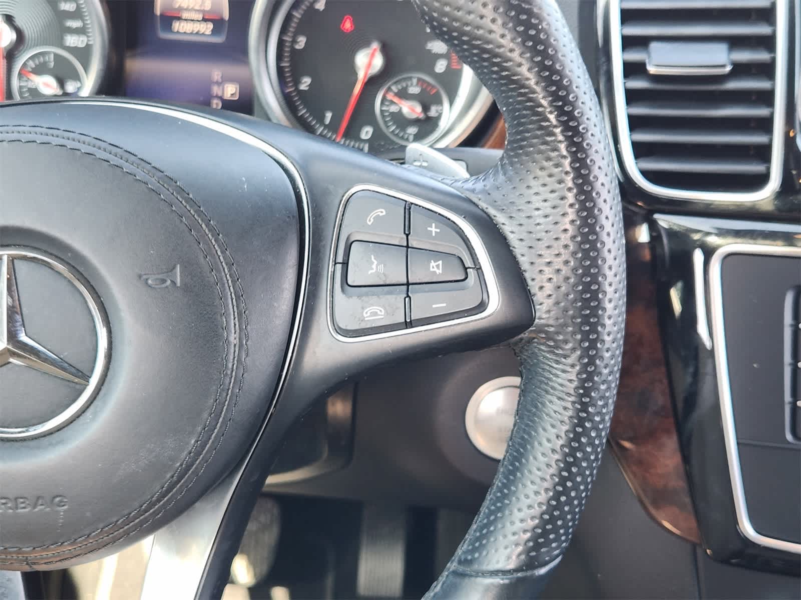 Thumbnail: 2017 Mercedes-Benz GLS - 28