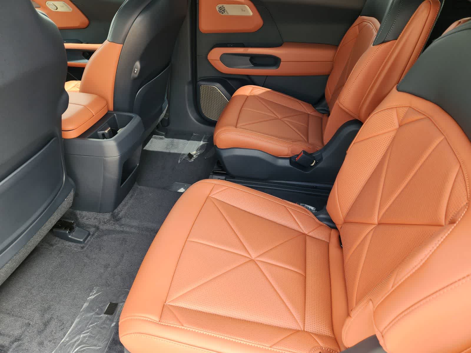 Thumbnail: 2027 Kia Telluride - 21