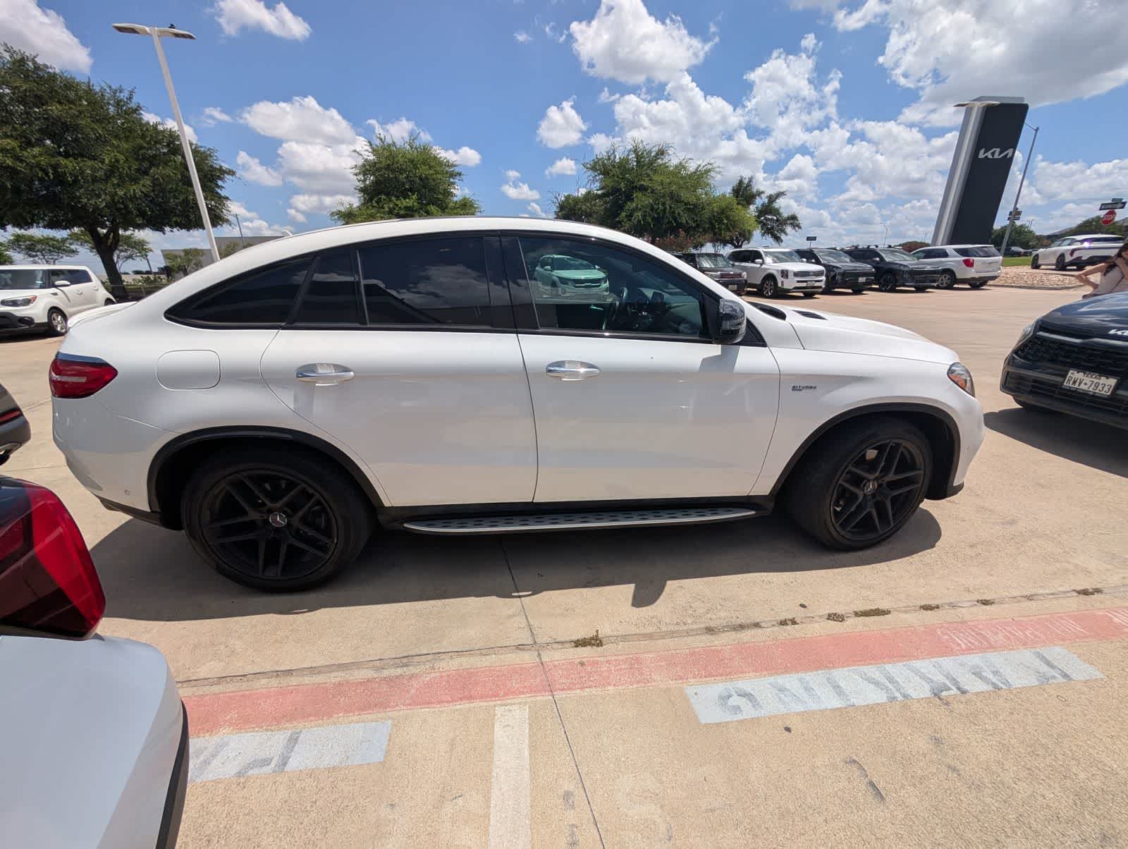 Thumbnail: 2019 Mercedes-Benz GLE - 8