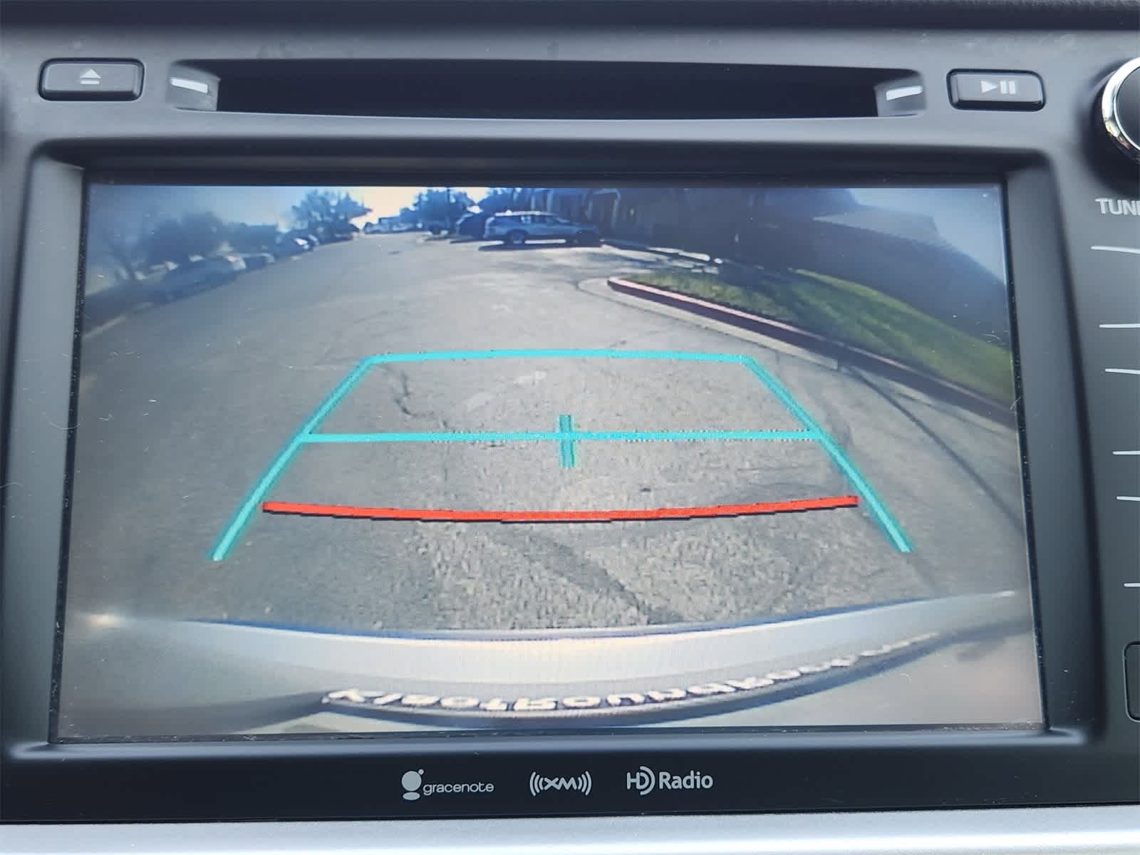 Thumbnail: 2019 Toyota Highlander - 18