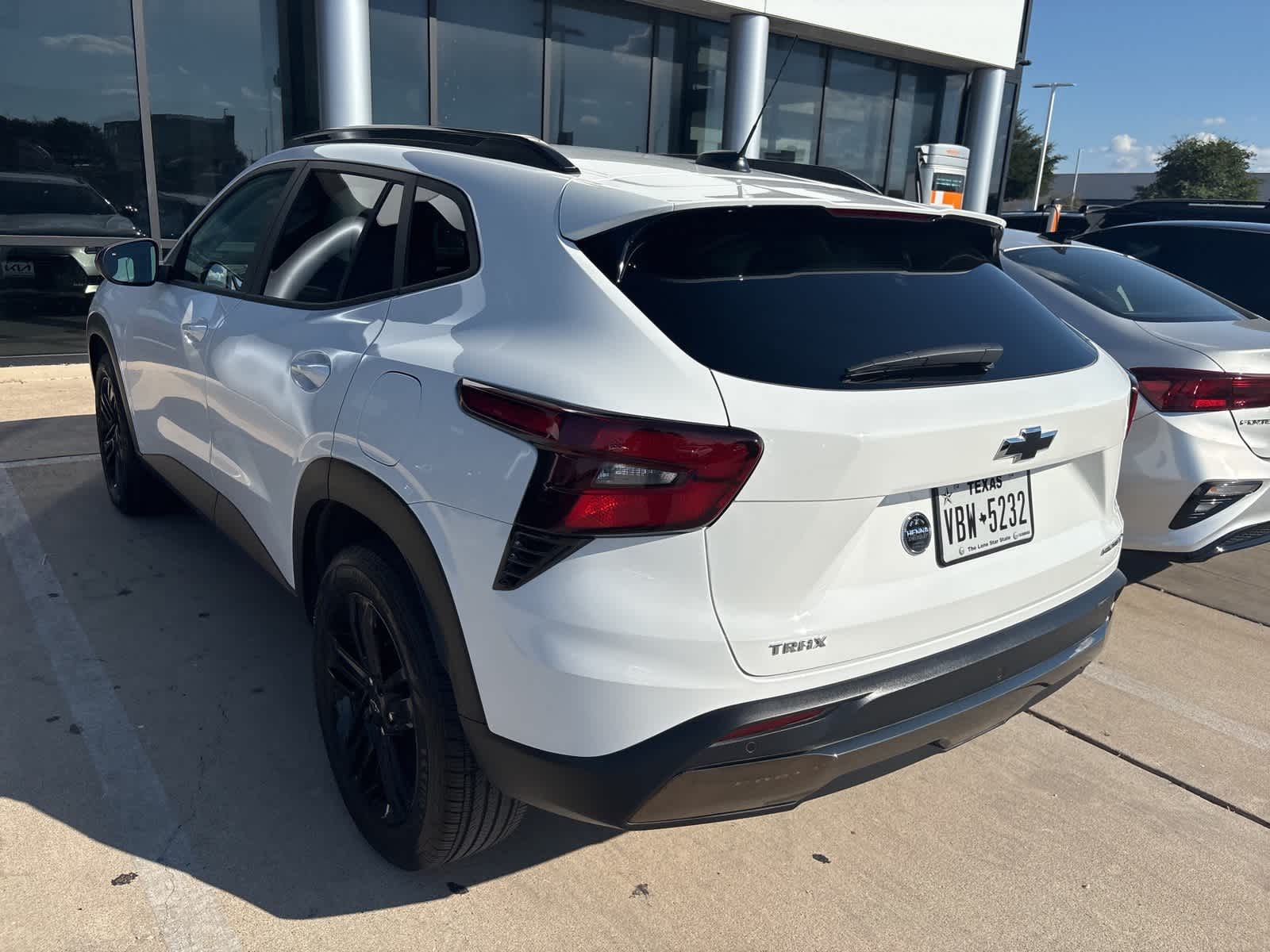 Thumbnail: 2024 Chevrolet Trax - 4
