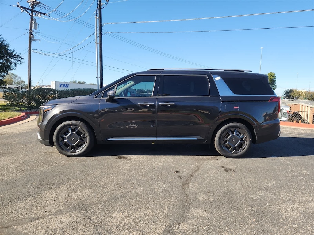 New 2026 Kia Carnival Hybrid SX Van Passenger Van
