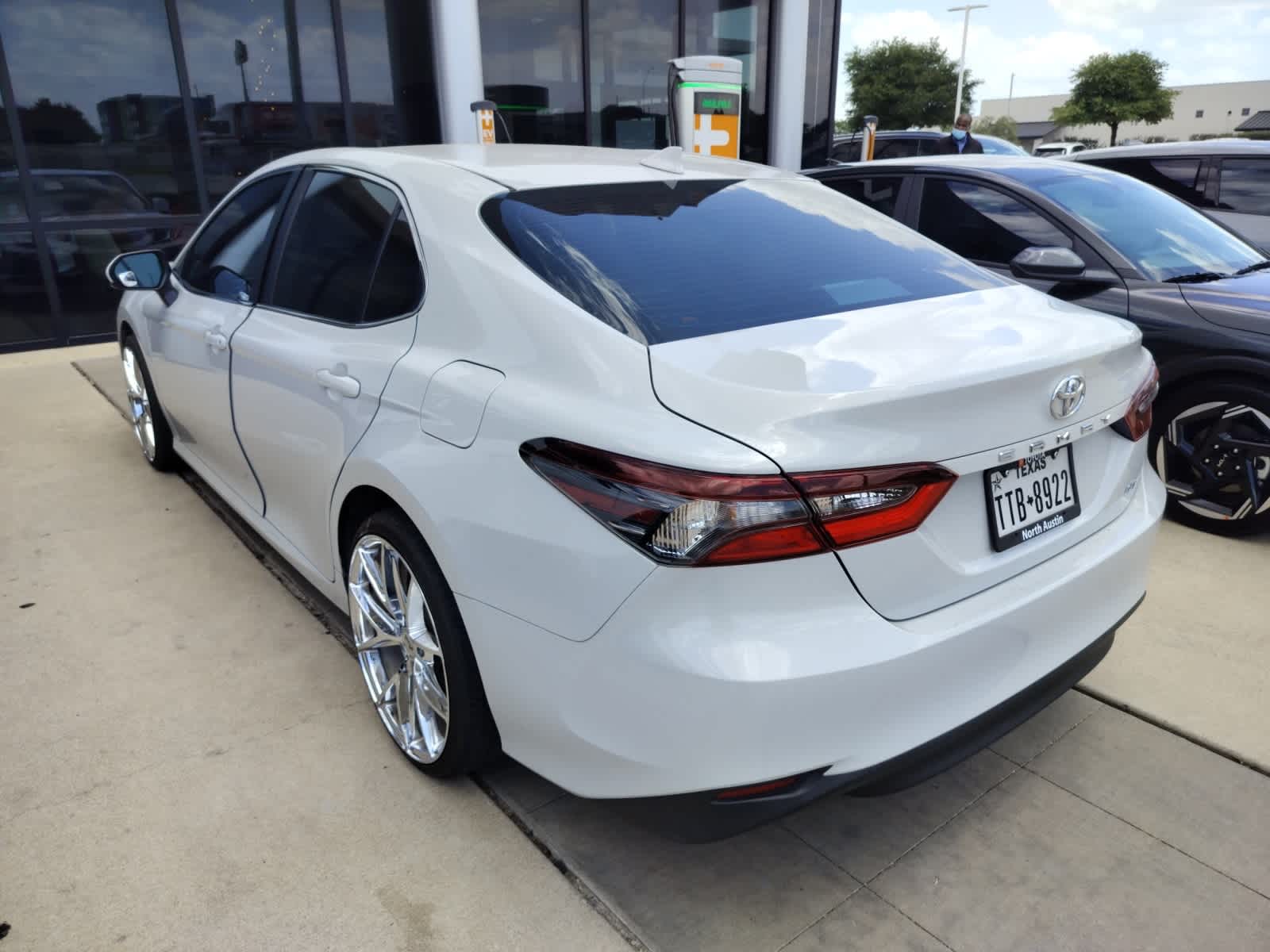 Thumbnail: 2024 Toyota Camry - 6