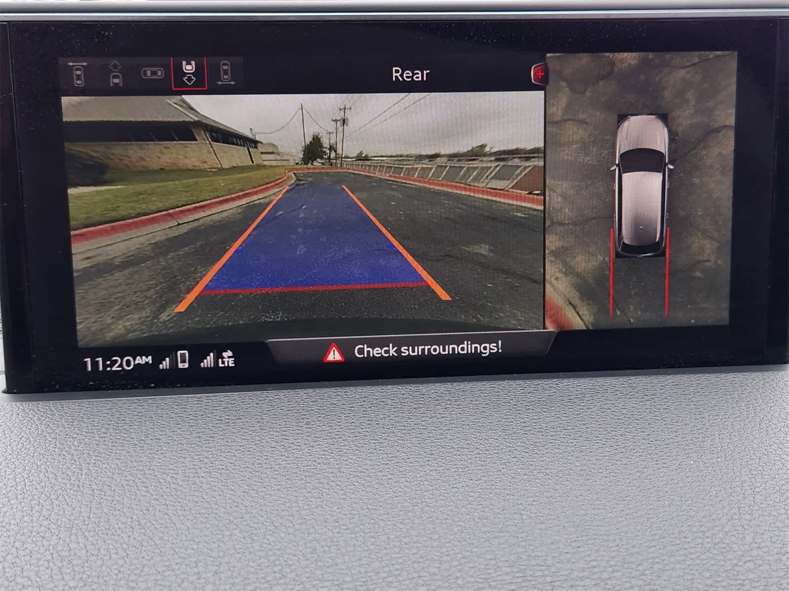 Thumbnail: 2017 Audi Q7 - 18