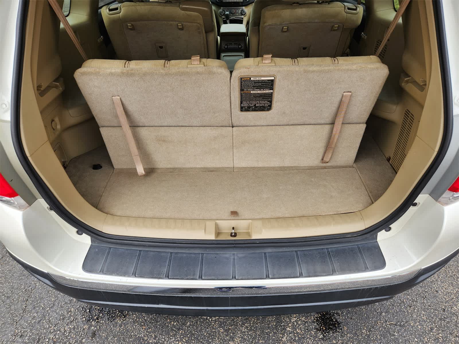 Thumbnail: 2012 Toyota Highlander - 30