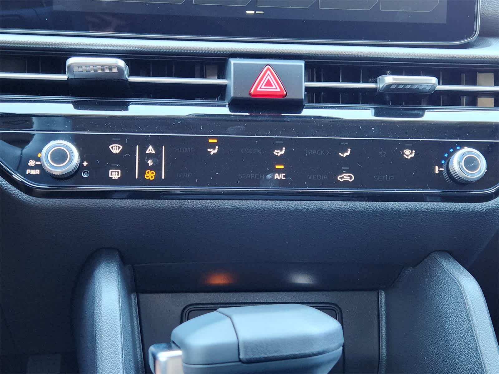 Thumbnail: 2026 Kia Sportage - 17