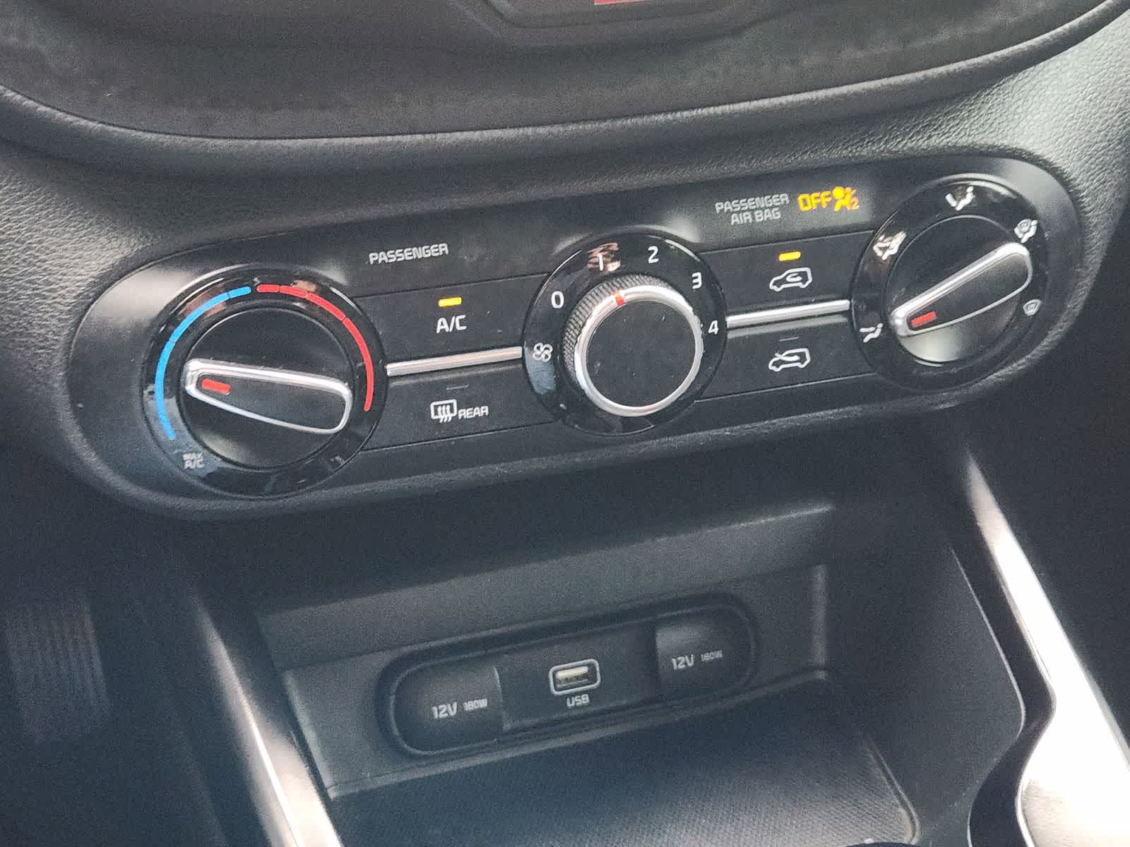 Thumbnail: 2020 Kia Soul - 19