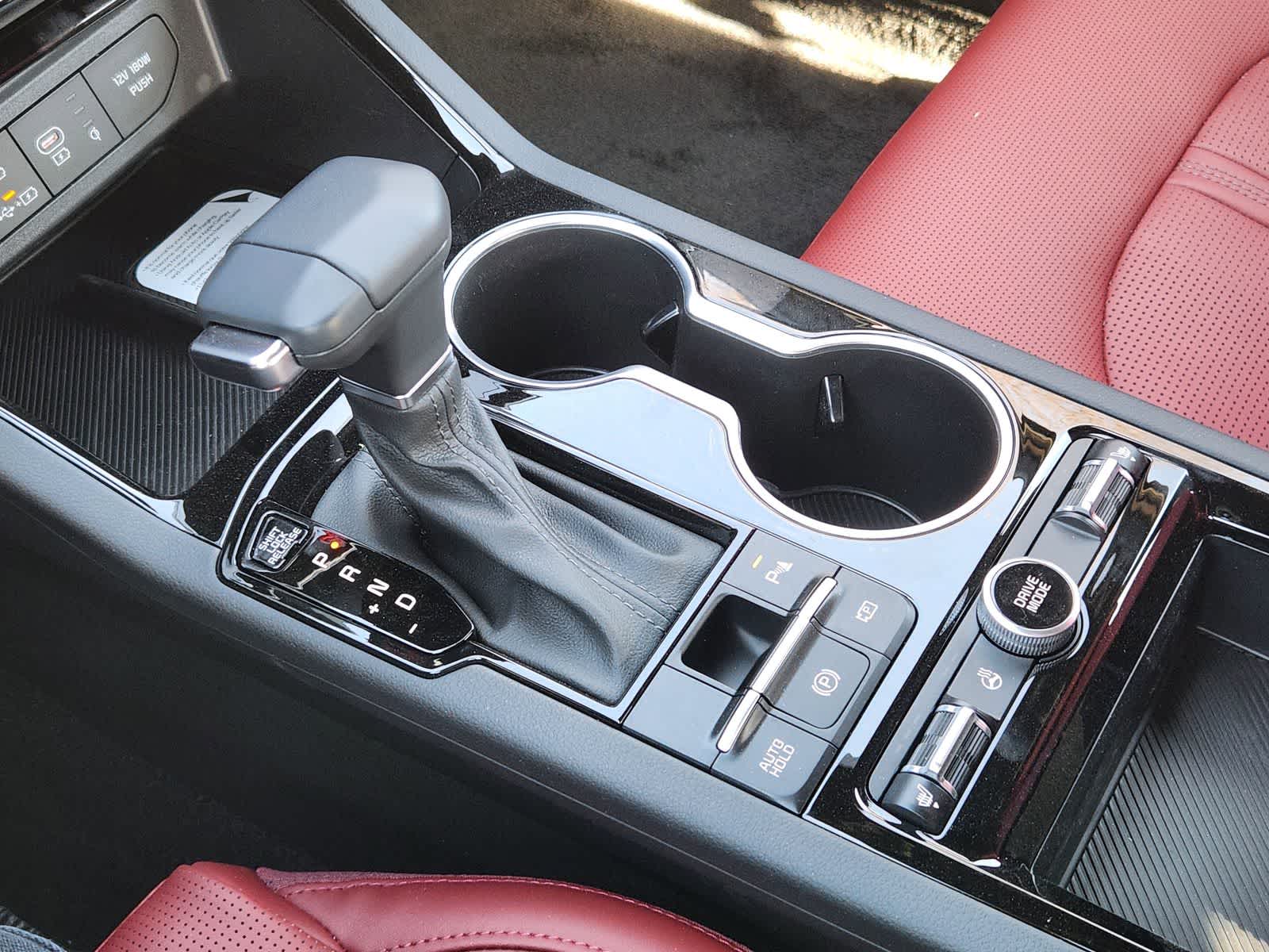 Thumbnail: 2026 Kia K5 - 16