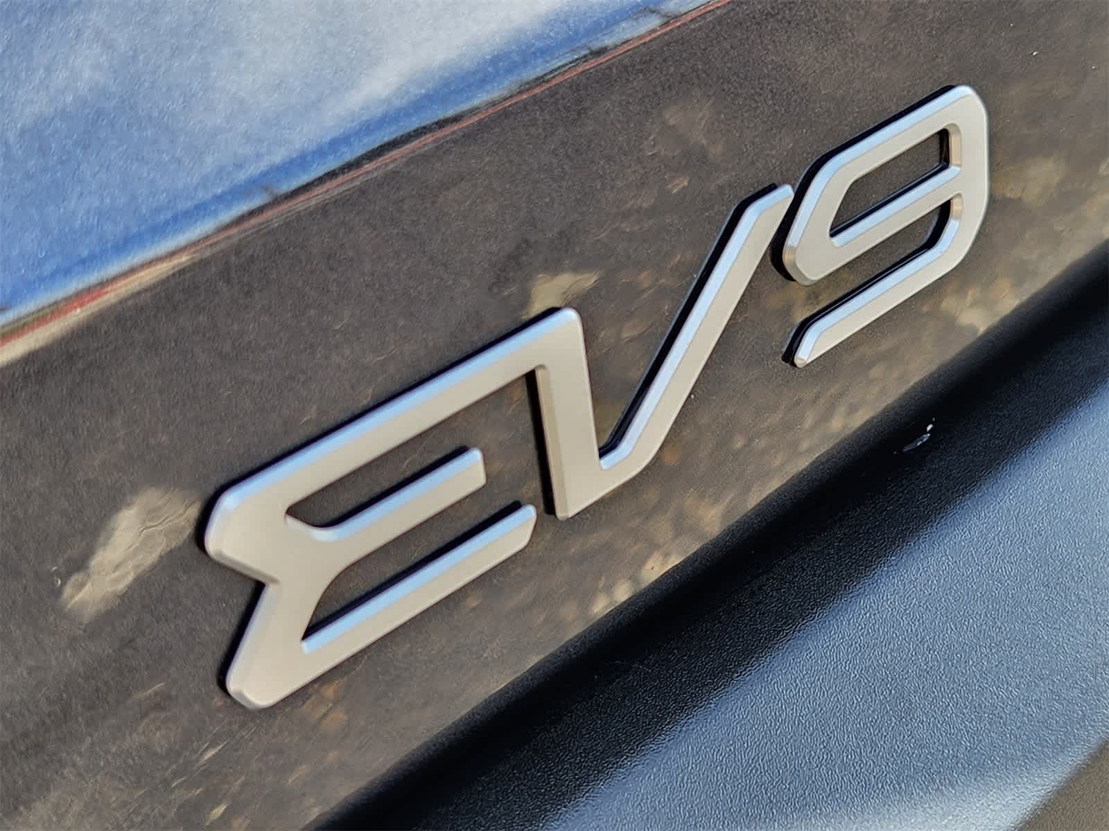 Thumbnail: 2026 Kia EV9 - 10