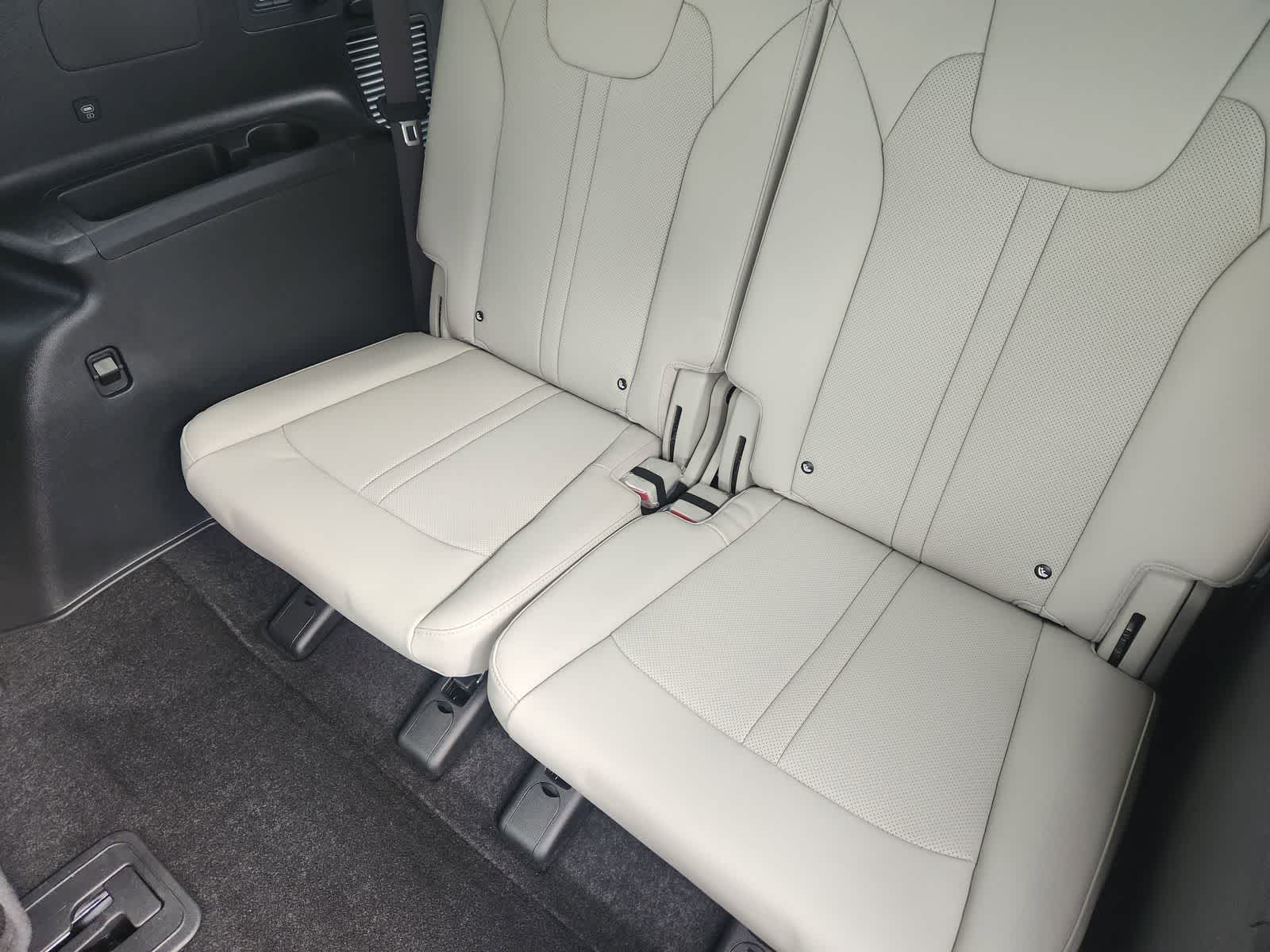 Thumbnail: 2026 Kia Sorento - 23