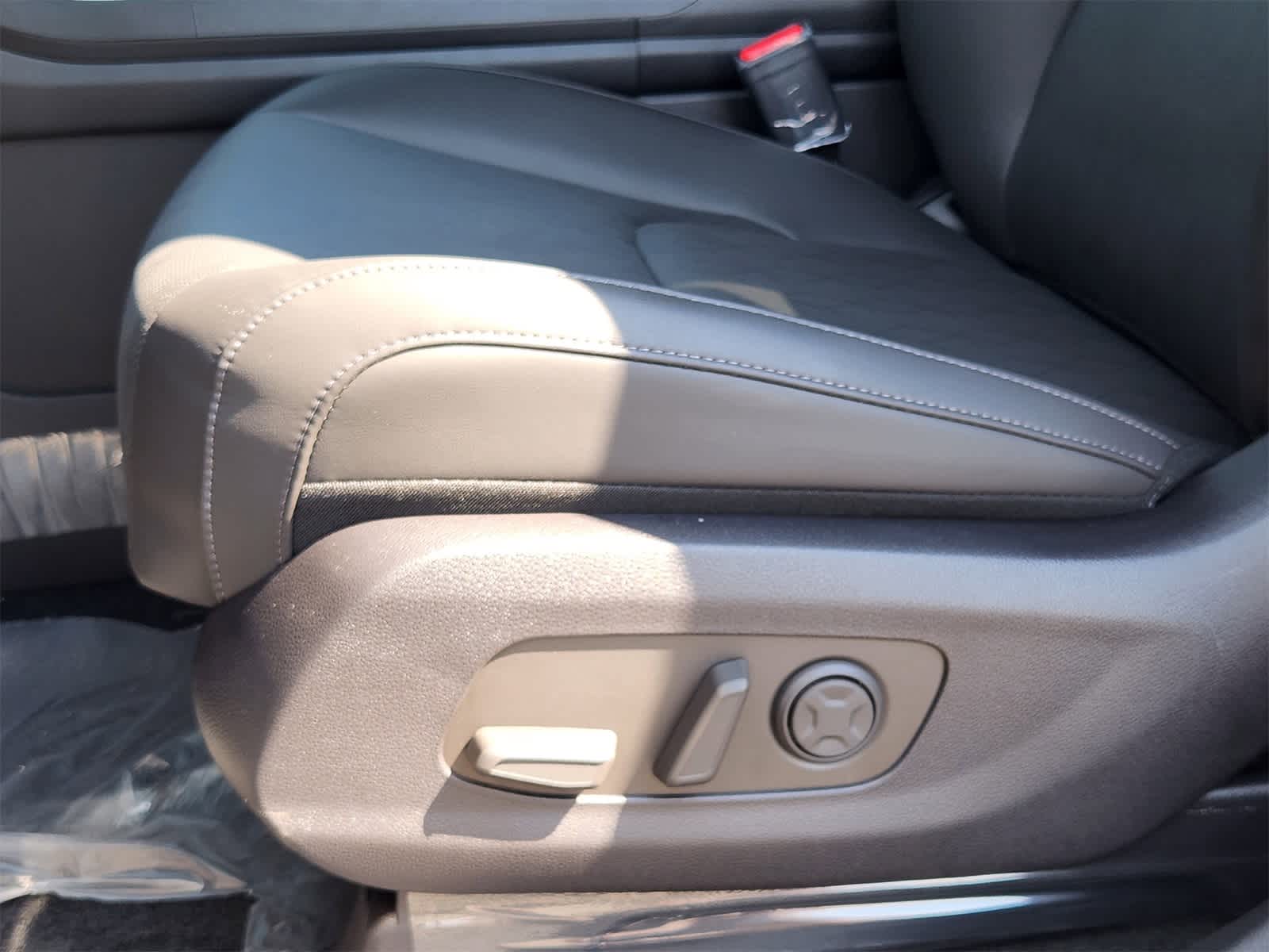 Thumbnail: 2026 Kia Carnival - 22