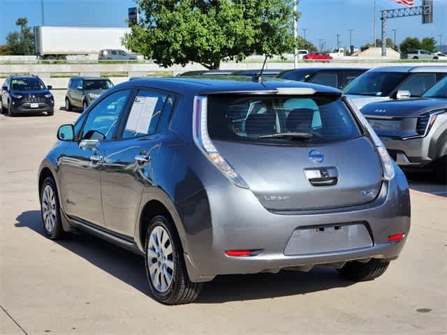 2015 Nissan Leaf S 5