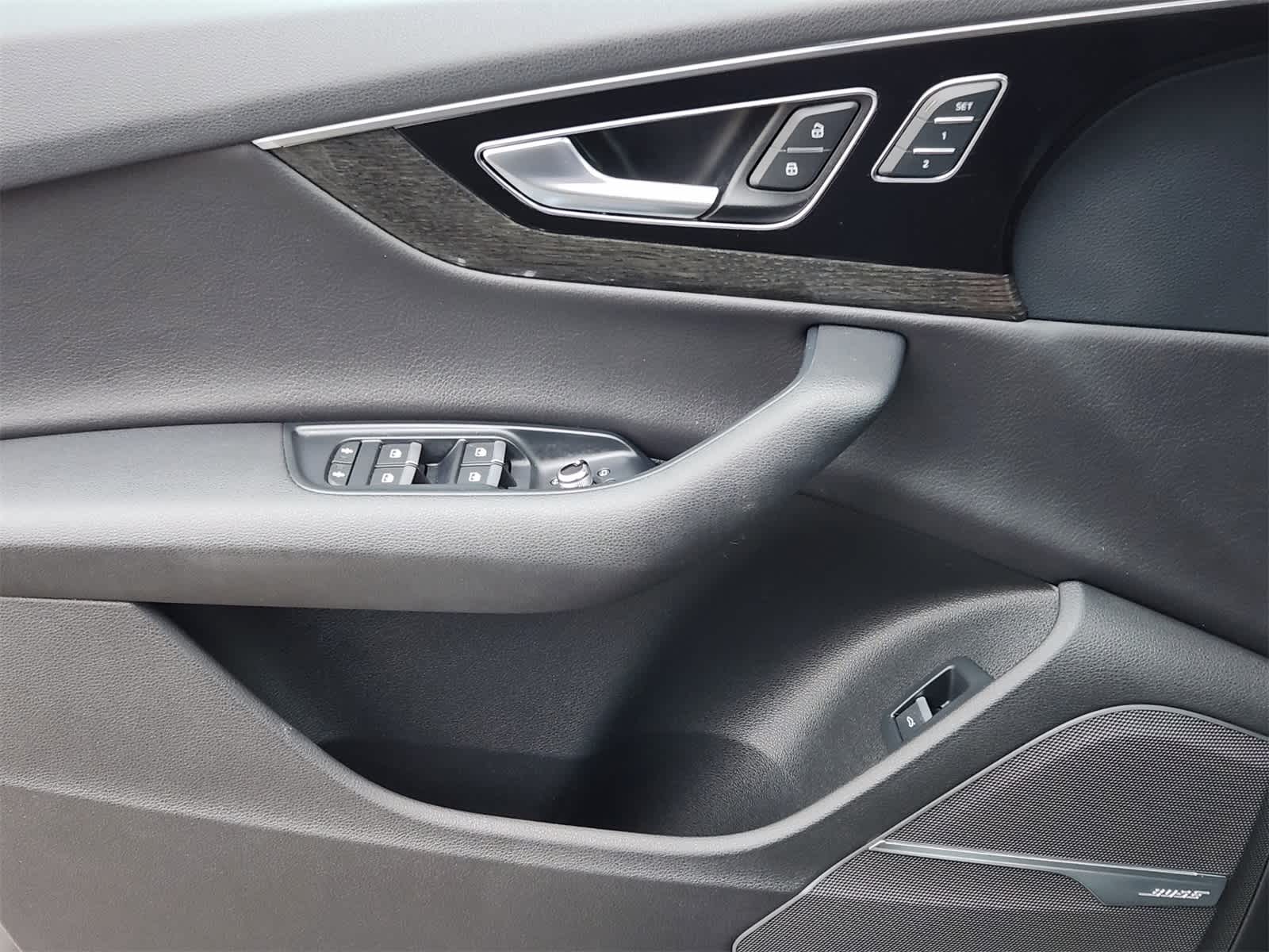 Thumbnail: 2017 Audi Q7 - 22