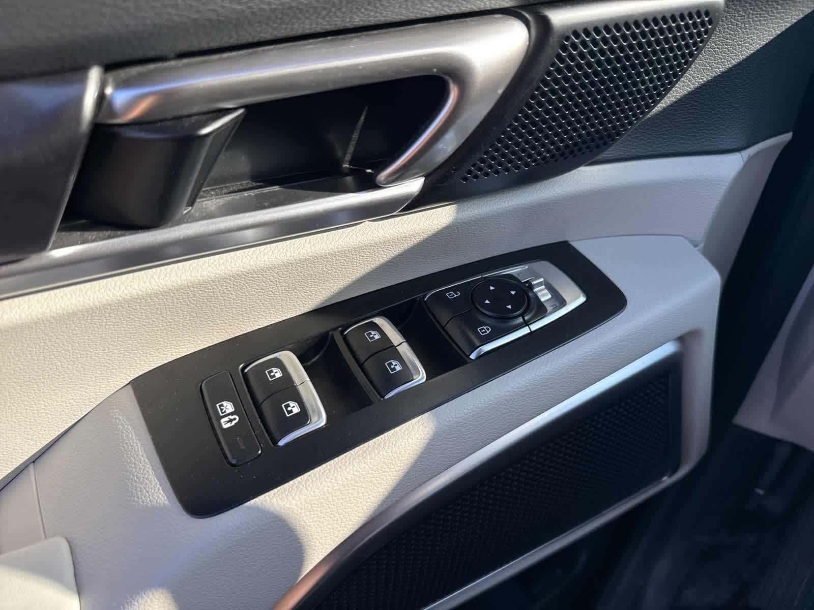 Thumbnail: 2024 Kia Telluride - 15