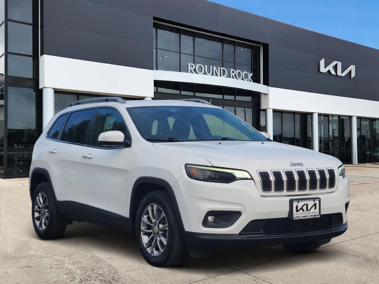 Thumbnail: 2019 Jeep Cherokee - 3