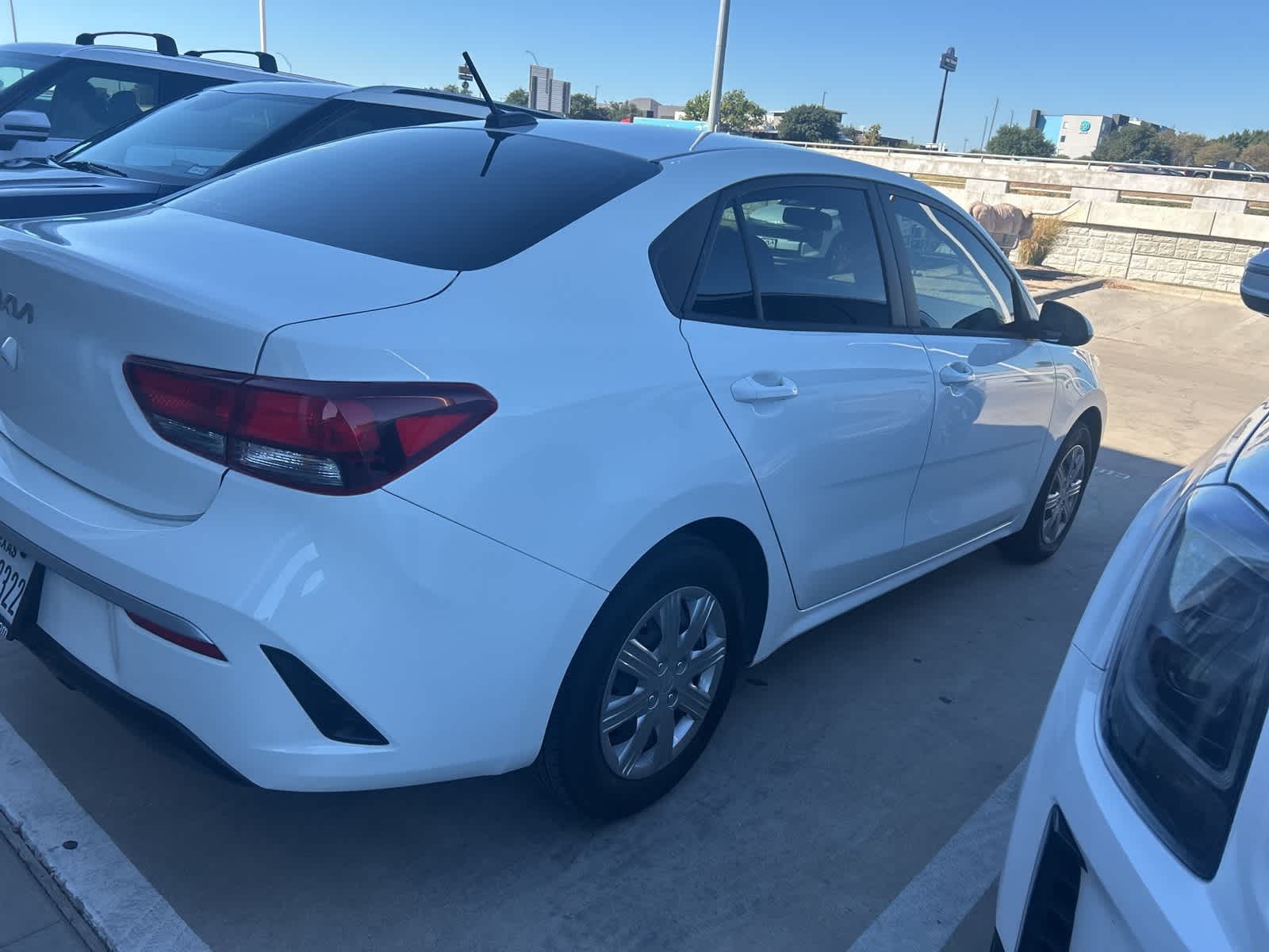 Thumbnail: 2023 Kia Rio - 4