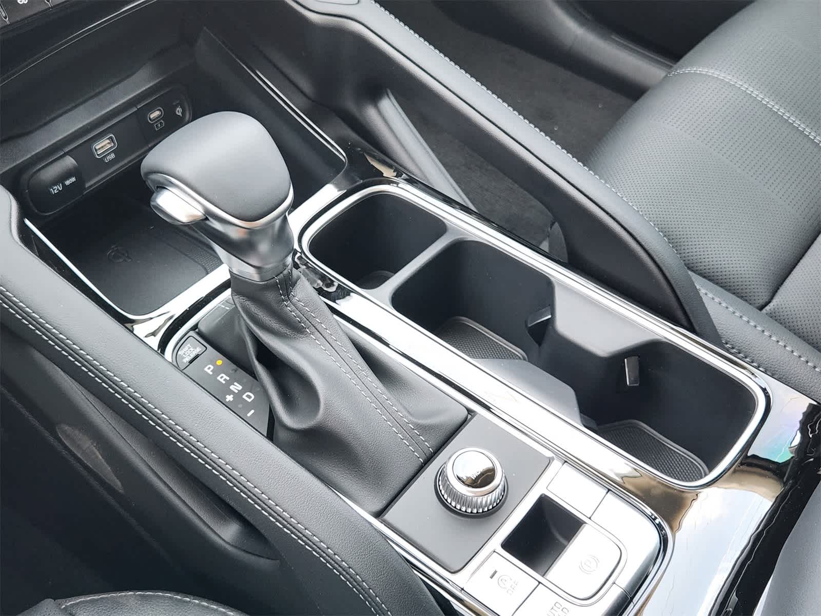 Thumbnail: 2025 Kia Telluride - 16