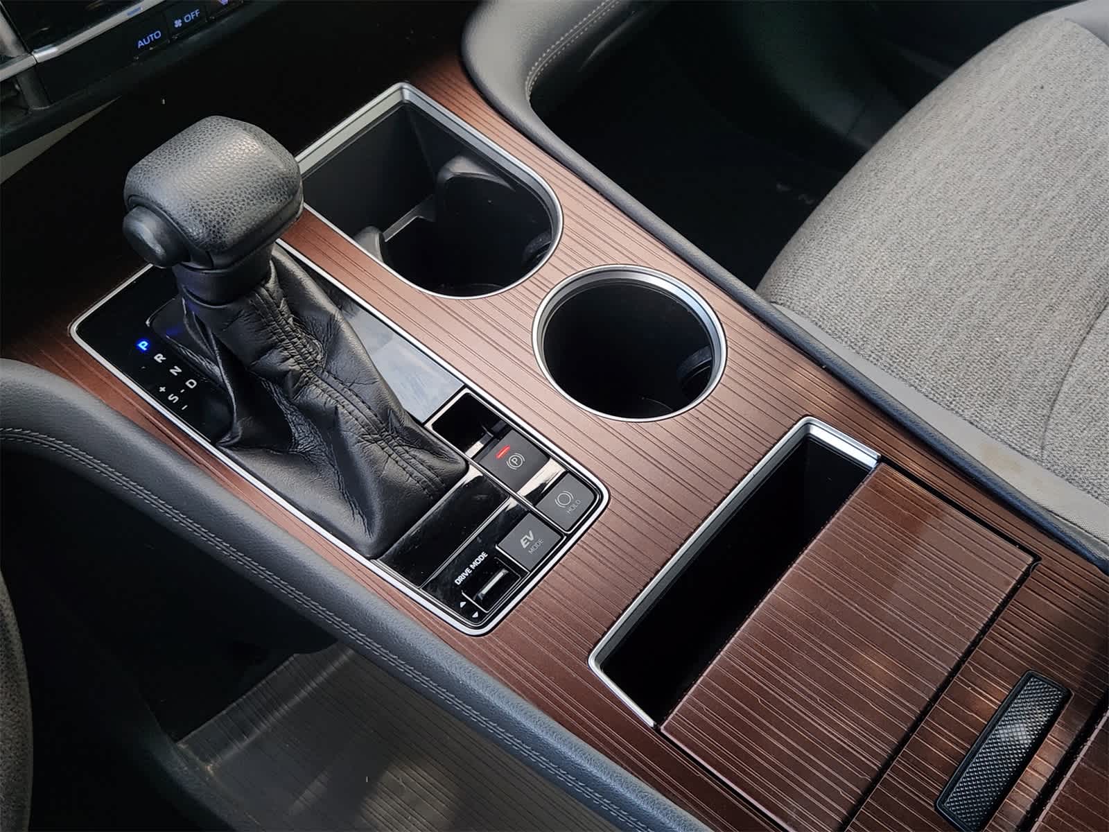 Thumbnail: 2021 Toyota Sienna - 19