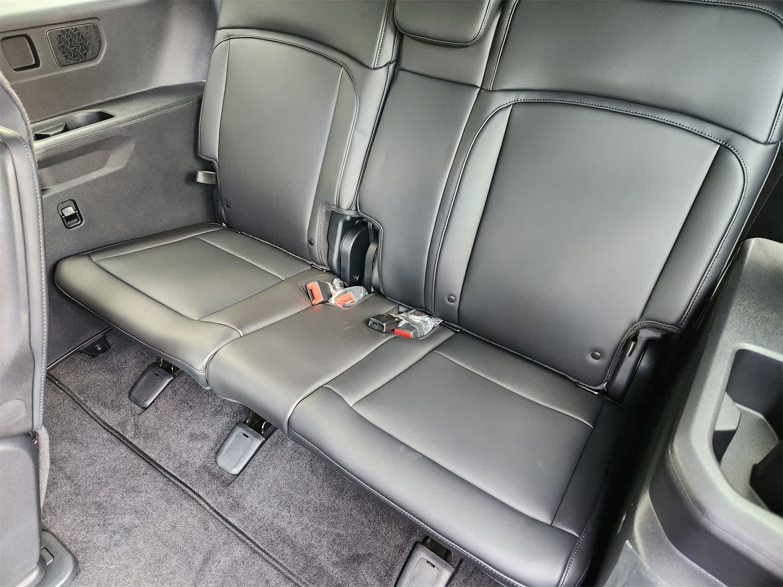 Thumbnail: 2027 Kia Telluride - 24