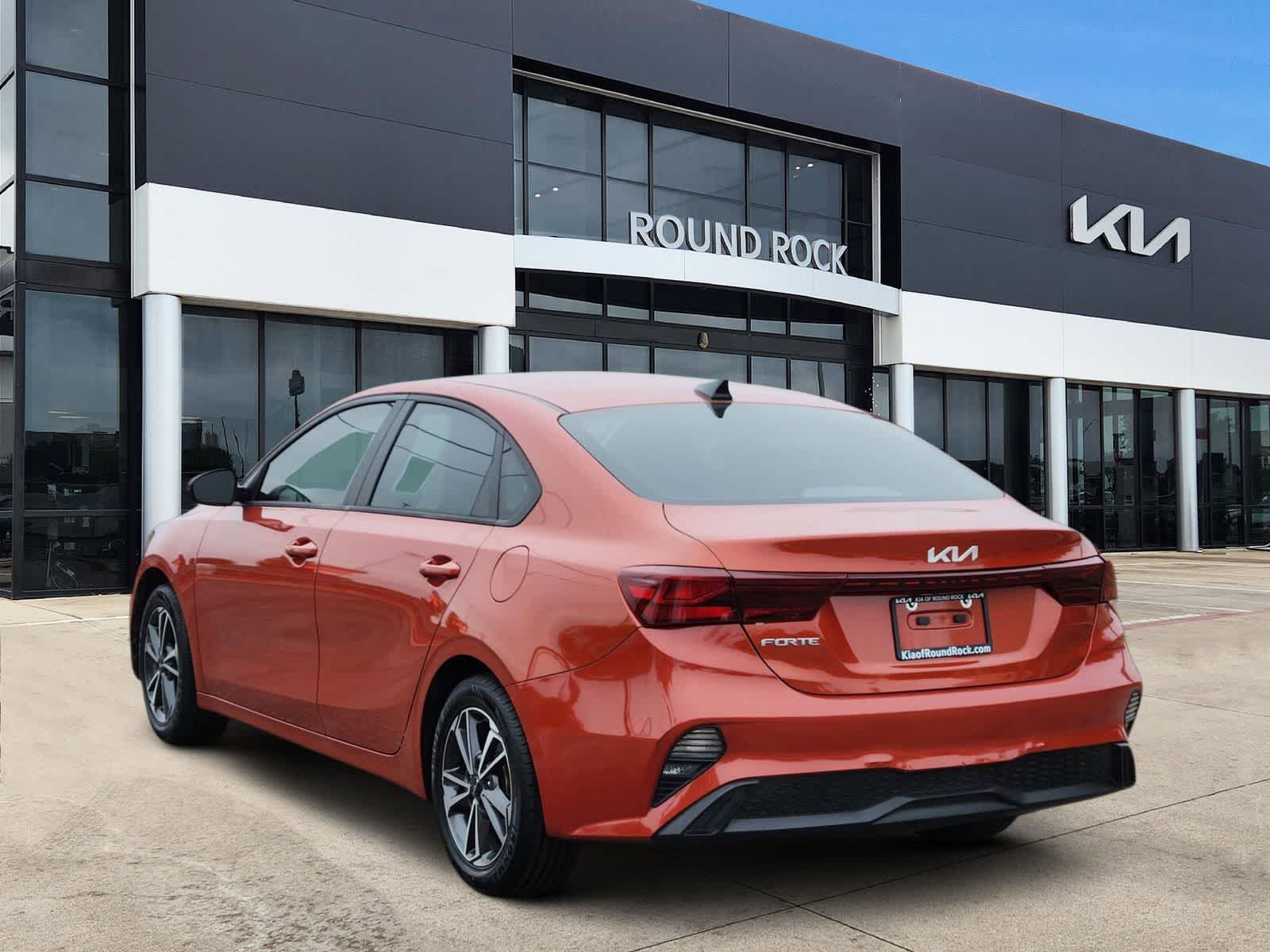 Thumbnail: 2022 Kia Forte - 6