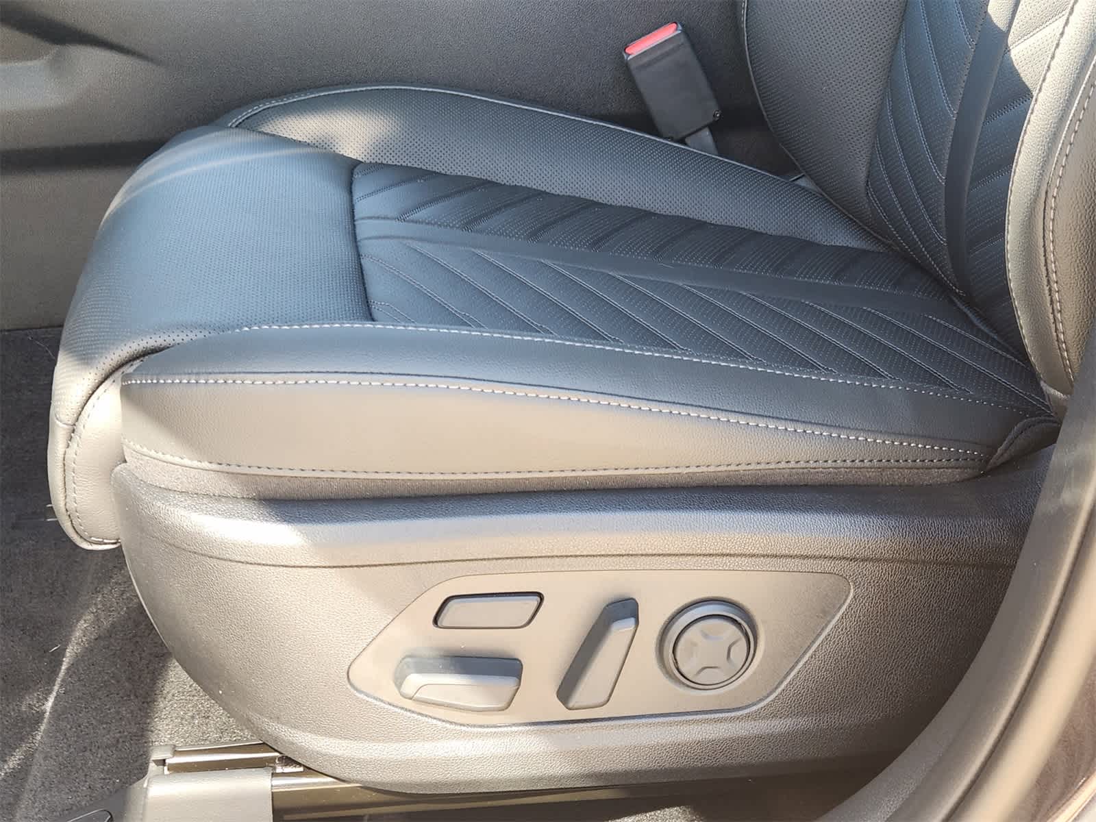 Thumbnail: 2026 Kia Sorento - 19