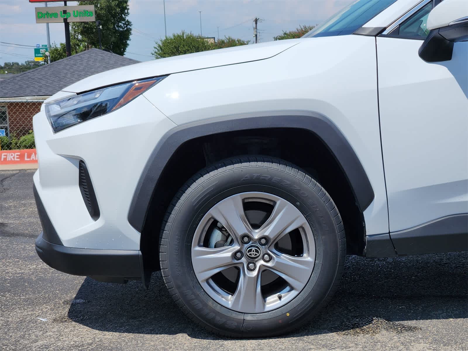 Thumbnail: 2024 Toyota RAV4 - 8
