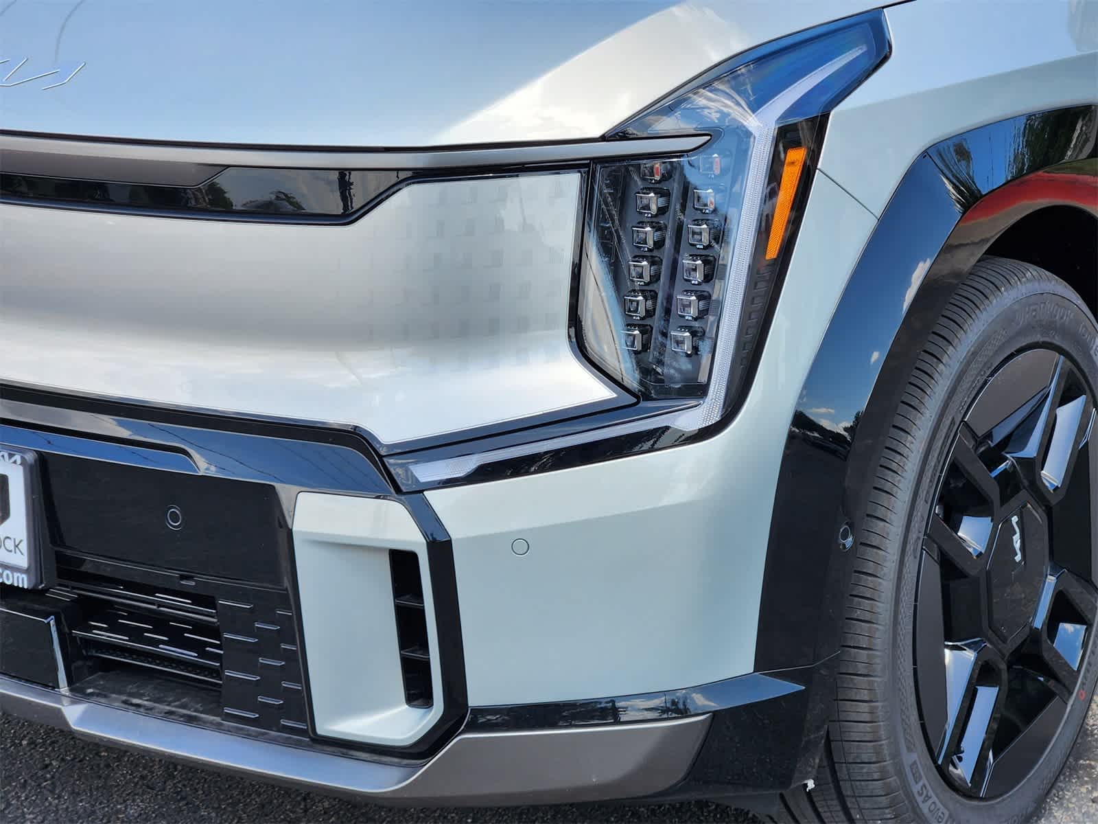 Thumbnail: 2026 Kia EV9 - 7